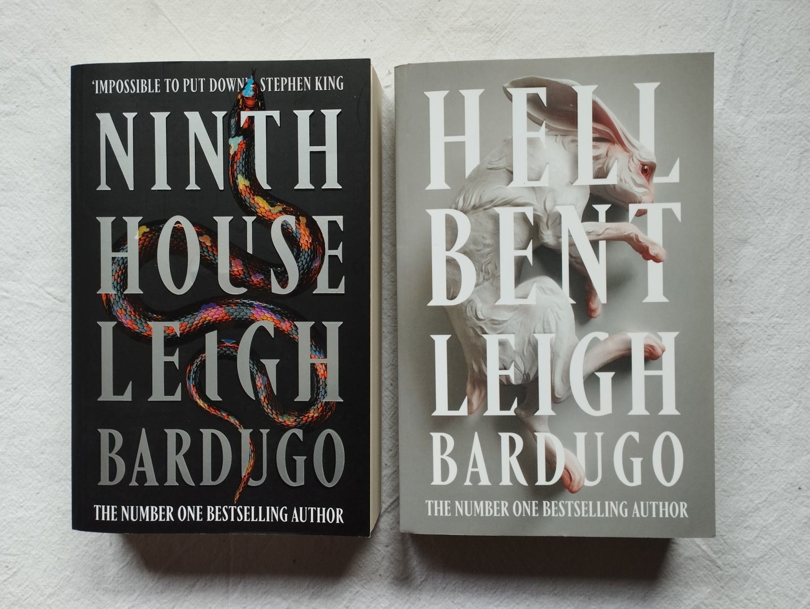 Leigh Bardugo - Ninth house / Hell Bent