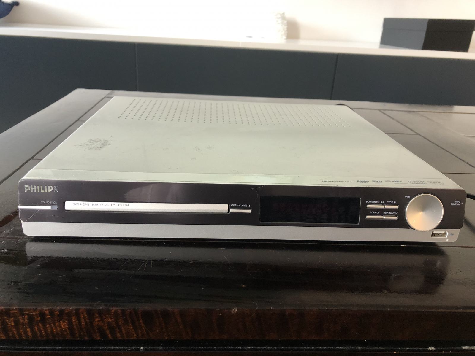 Philips HTS3154 kucno kino/Dvd player