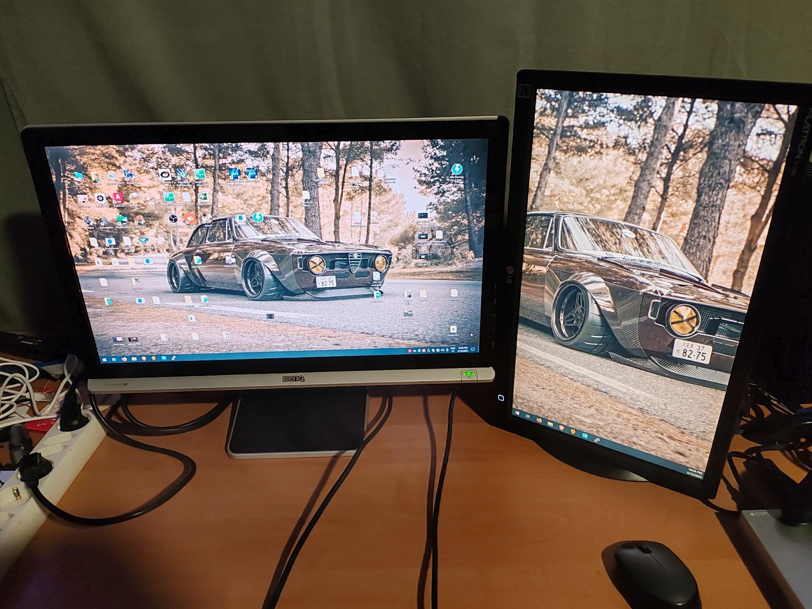 Benq 22 FullHD + 19 LCD