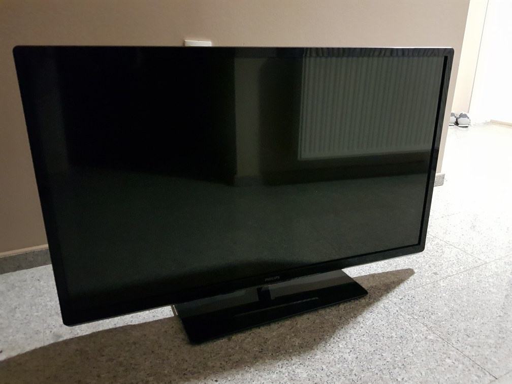 Philips smart tv 42PFL4007