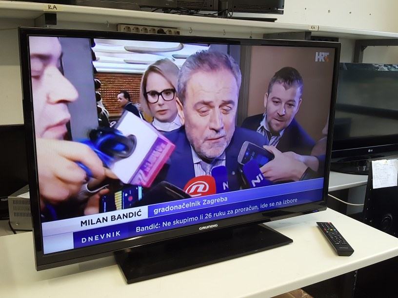 Grundig 40 Vle 4322 Bf Software Update Tv Lcd Grundig 40 VLE 4322 BF