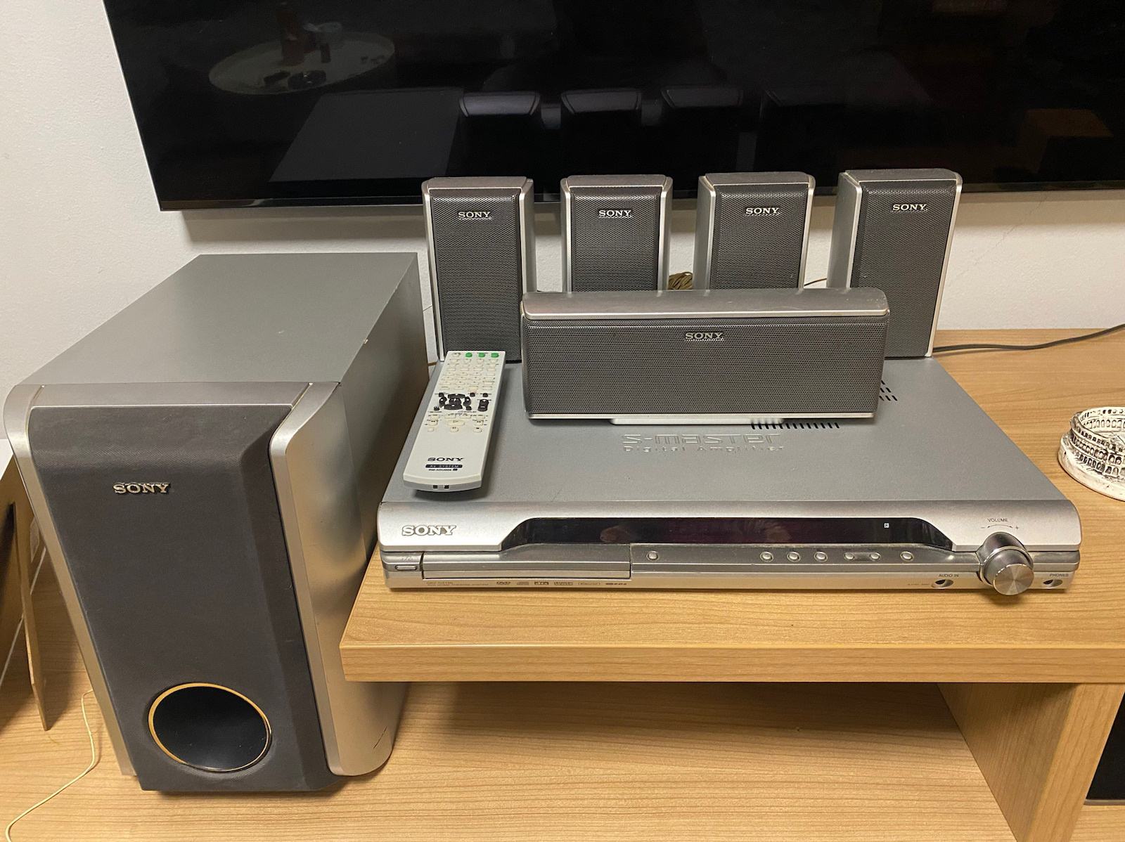 SONY Linija DAV DZ110 SONY Linija DAV DZ110