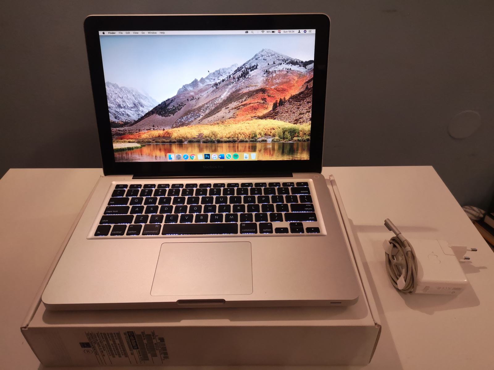 Macbook Pro 13 inch mid 2012 (2015)
