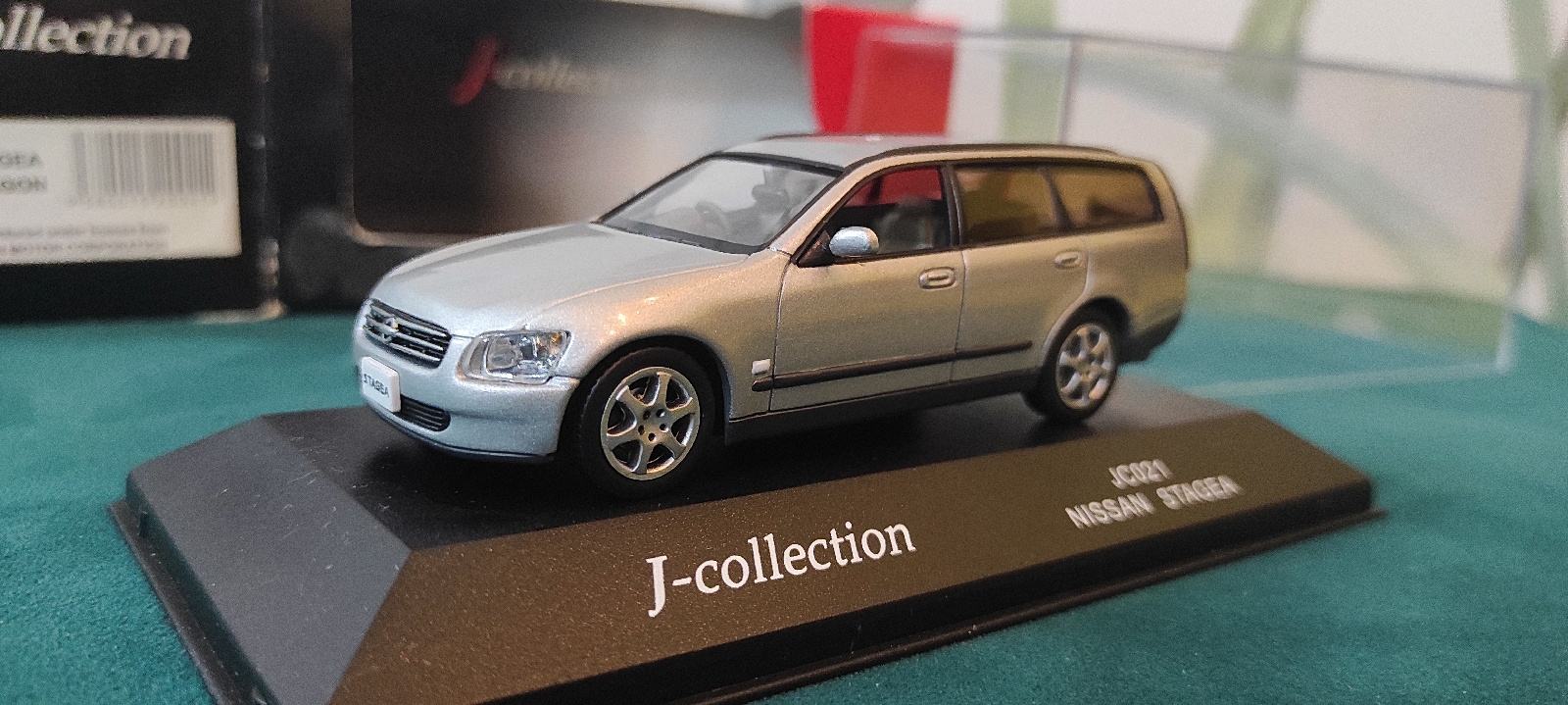 1/43 Nissan Model Car Collection Stagea 300Rx J Collection