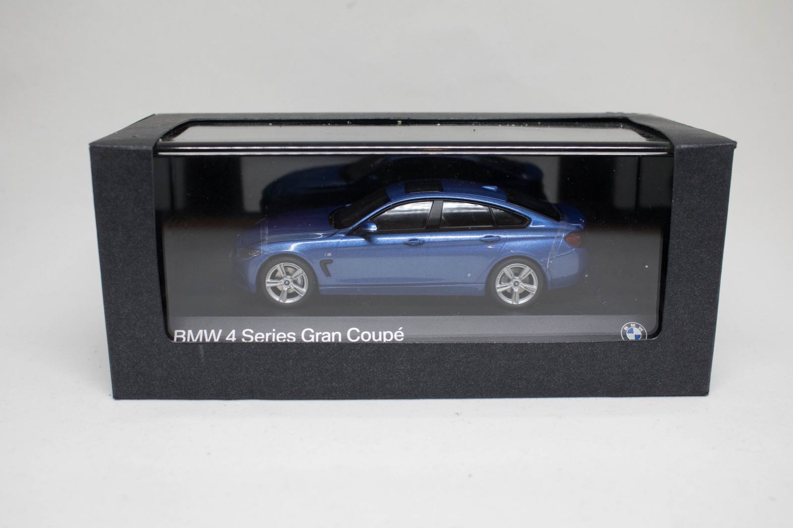 BMW Série 6 Coupé 1/43 Minichamps - Noire, Modèle 2006, Boîte D'origine
