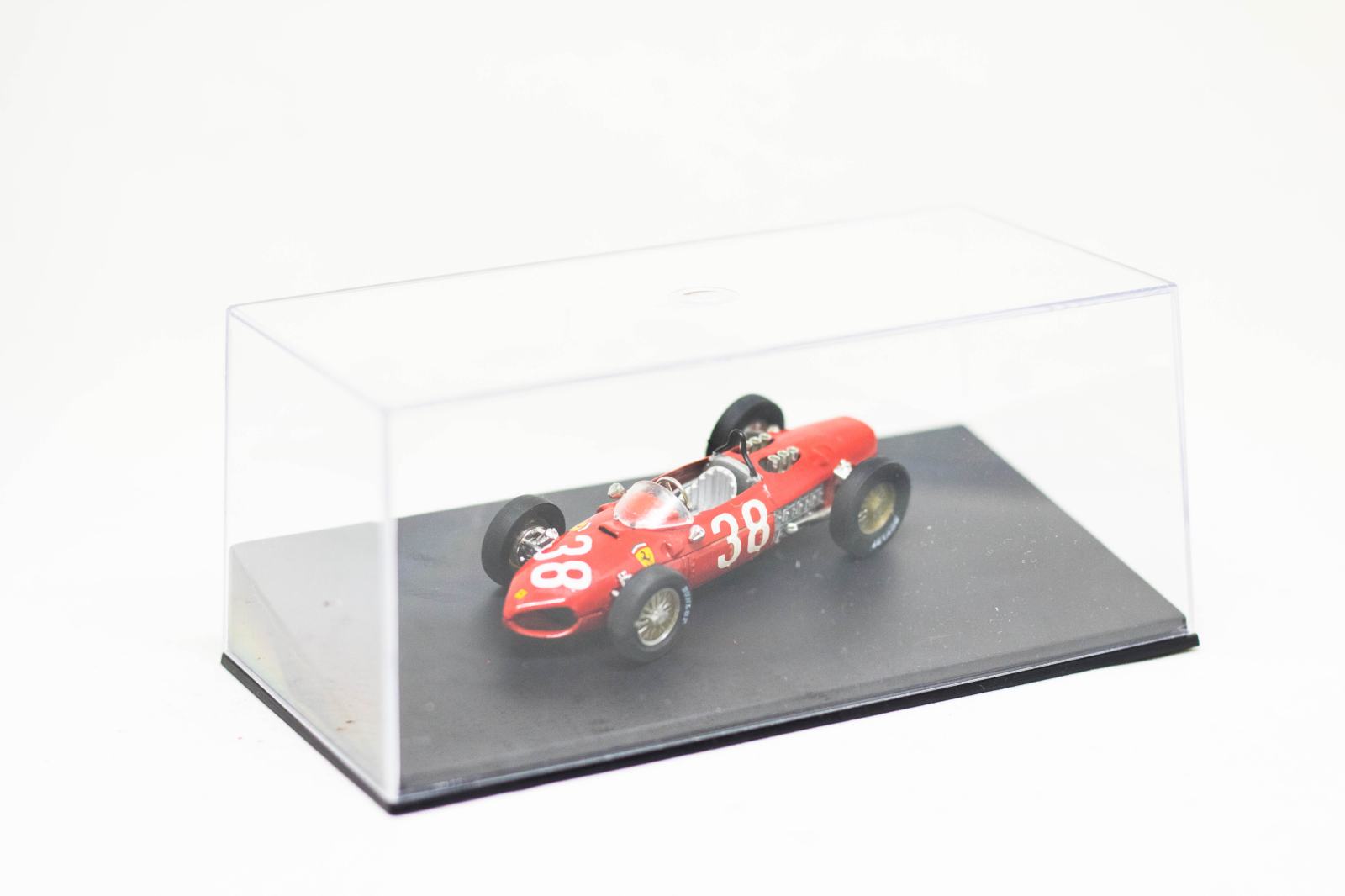 VOITURE MINIATURE FERRARI F1 V12 Solido Formule 1 modele reduit race