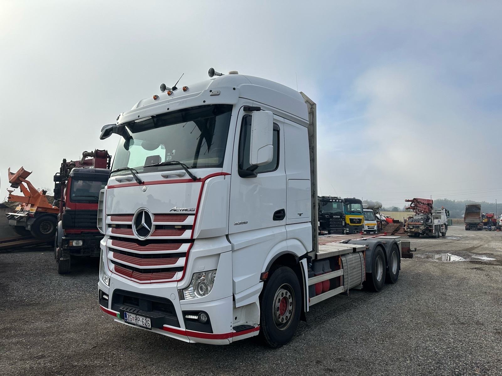 Mercedes Actros 3358, 2017 god.