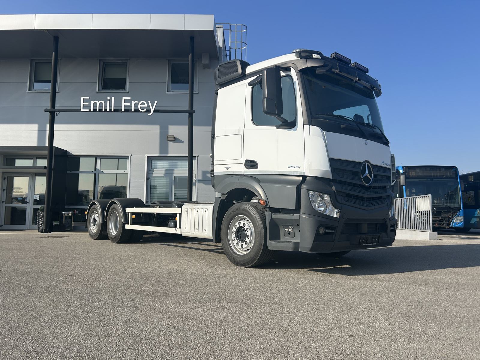 Mercedes-Benz Actros 2551 Sattelzugmaschinen – RFKYLN