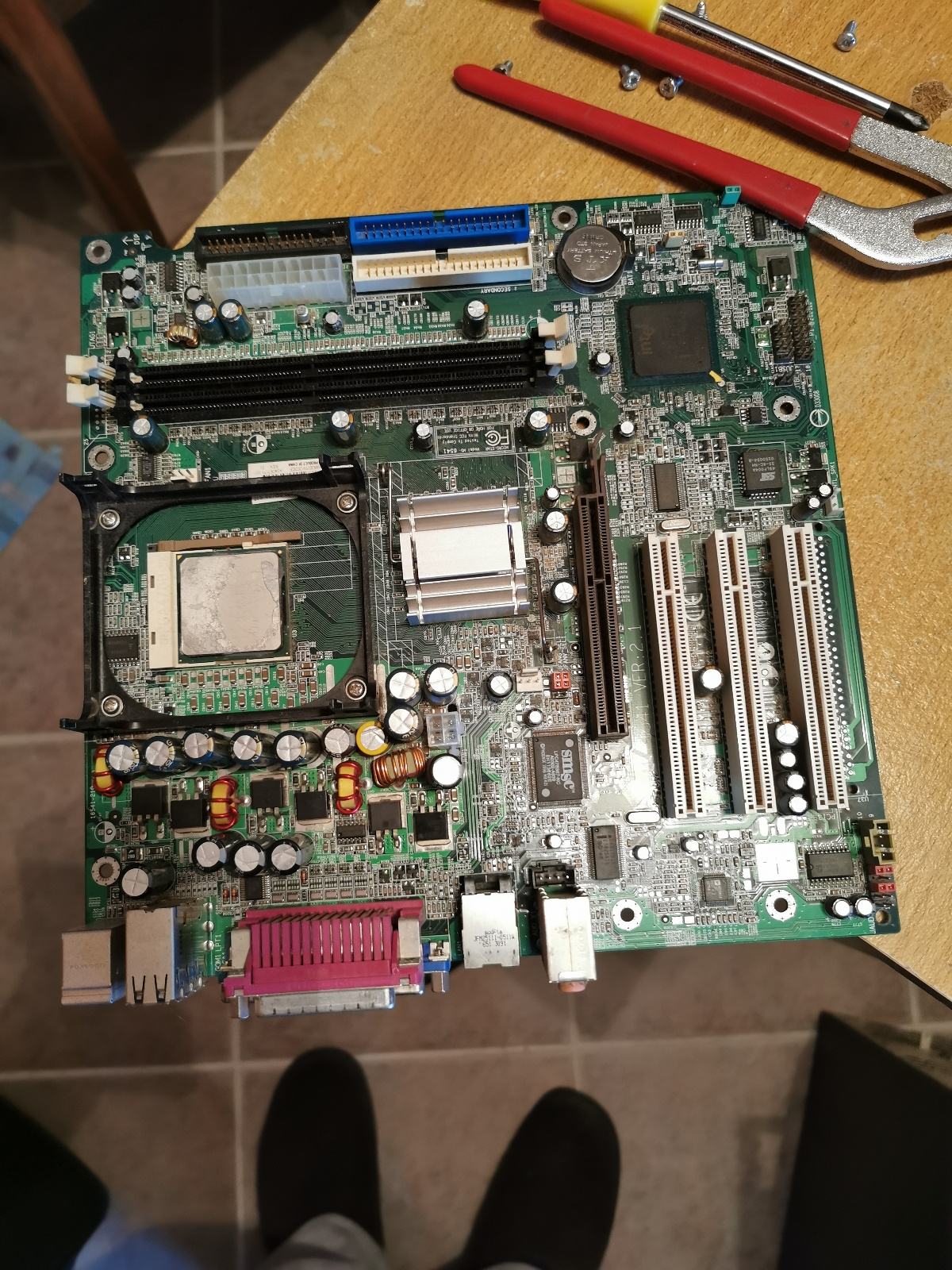 HP Compaq 310 pentium 4 matična ploča