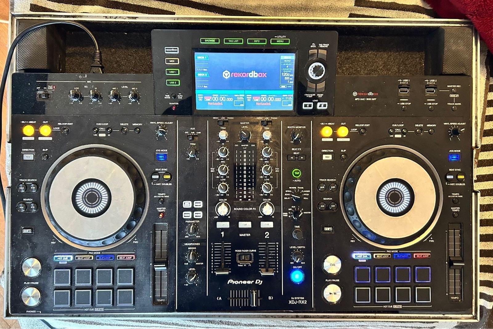 Pioneer XDJ RX2