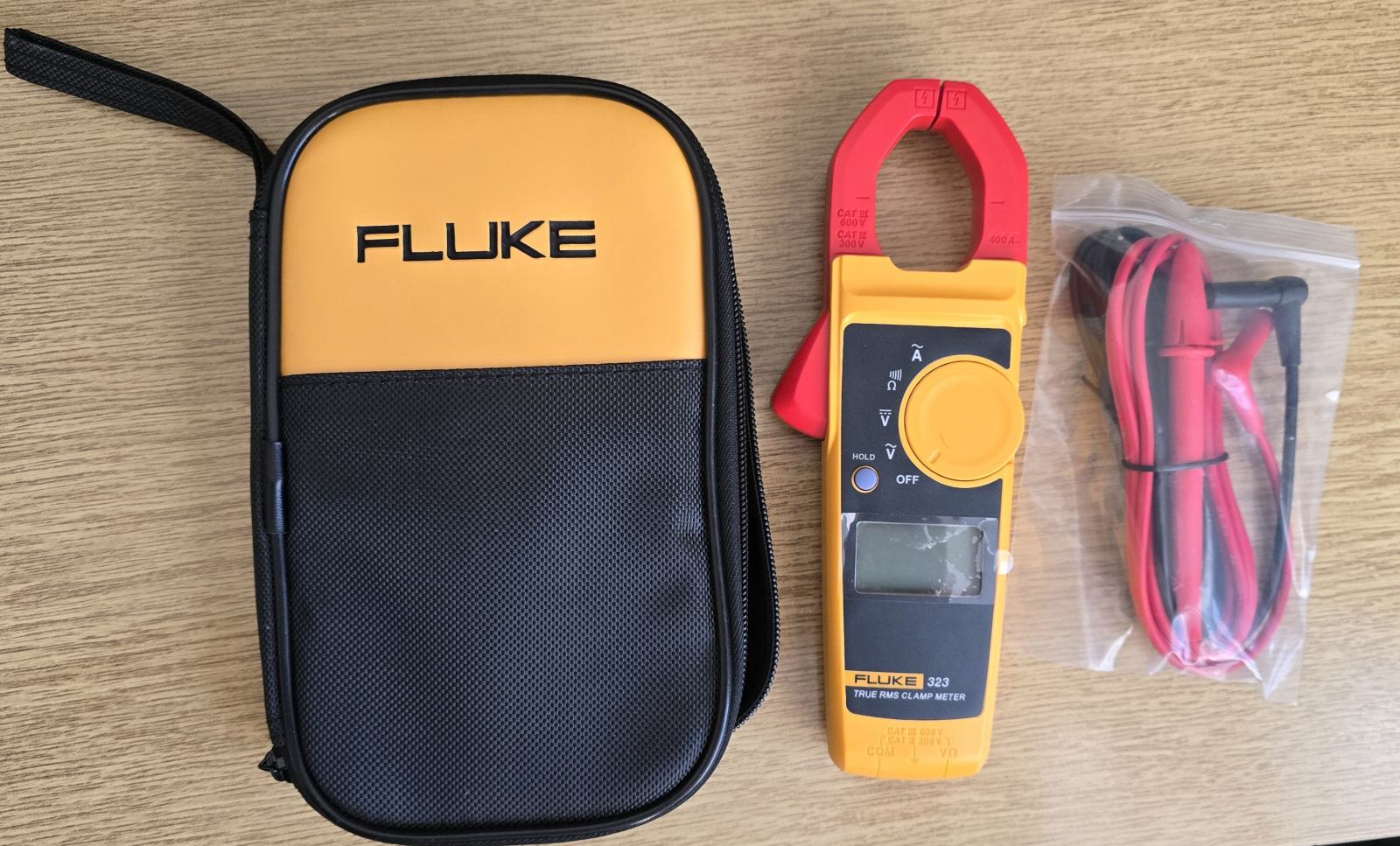 Slika Feluke FLUKE 323 mjerna strujna kliješta