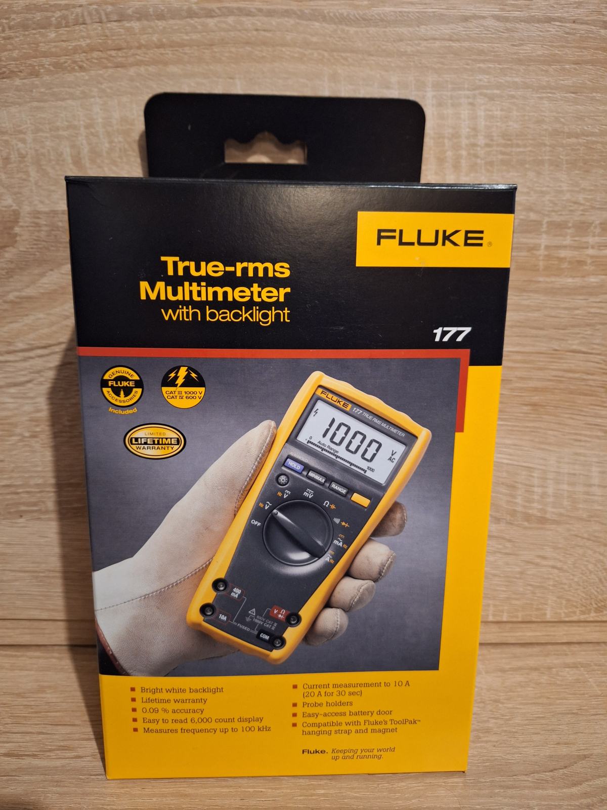 Slika Feluke Prodajem FLUKE 177 True RMS multimetar - Novo i nekorišteno!