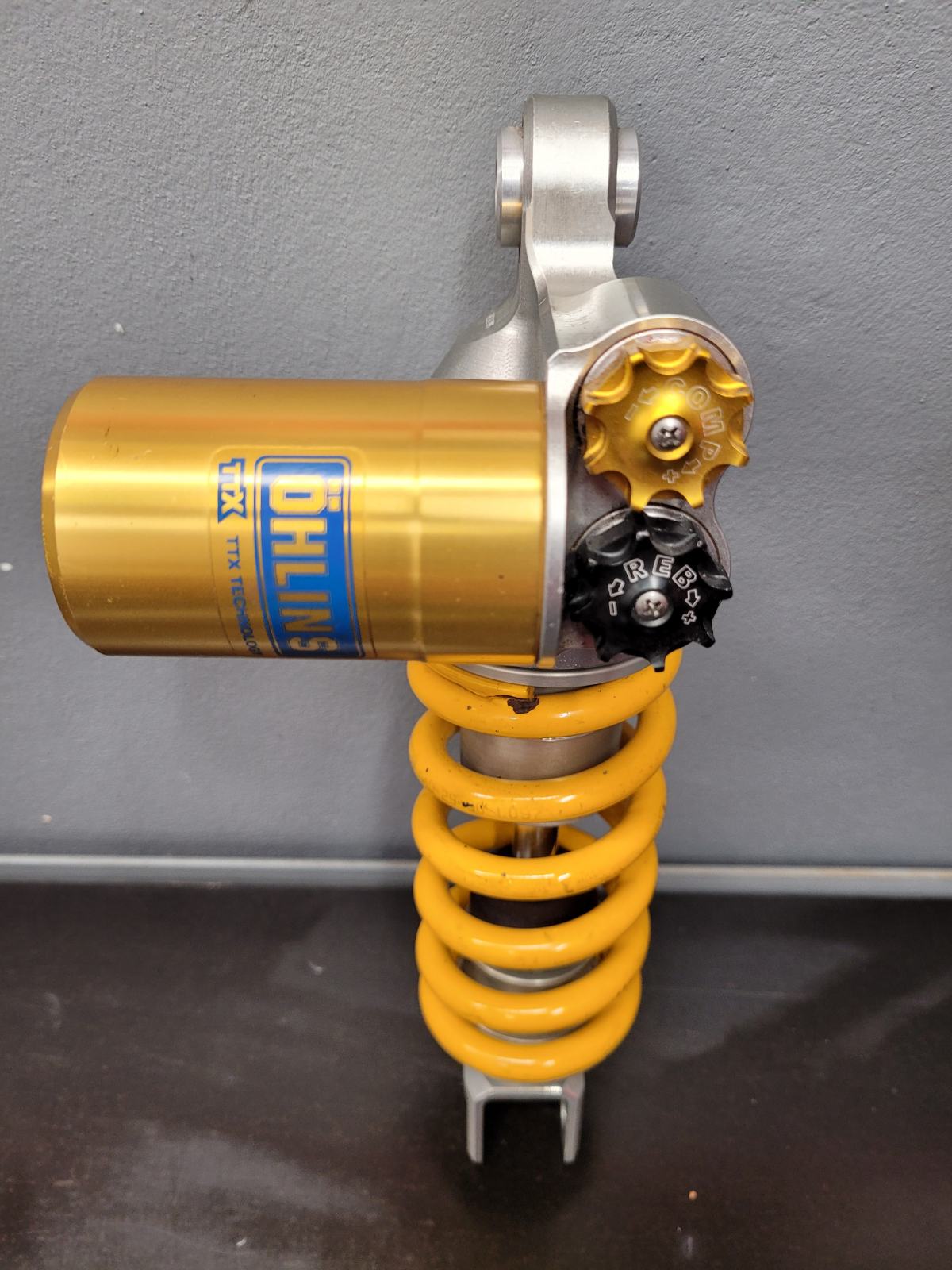 Support De Plaque R&G Racing LP0092BK Pour BMW S1000 RR (09-14) Et S1000 R (14-20) - Noir - Pièce Moto Racing