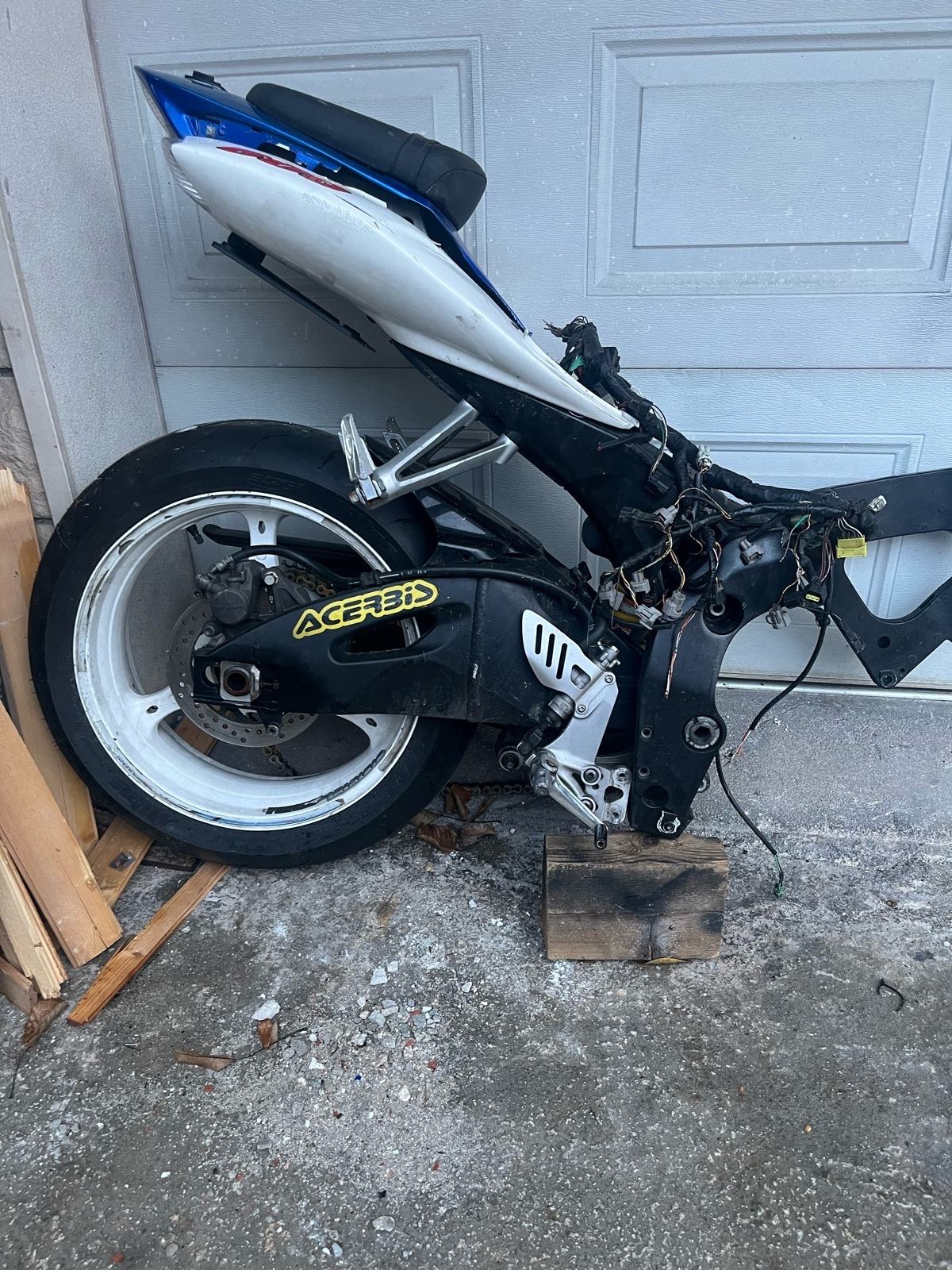 suzuki gsx r 600 k6