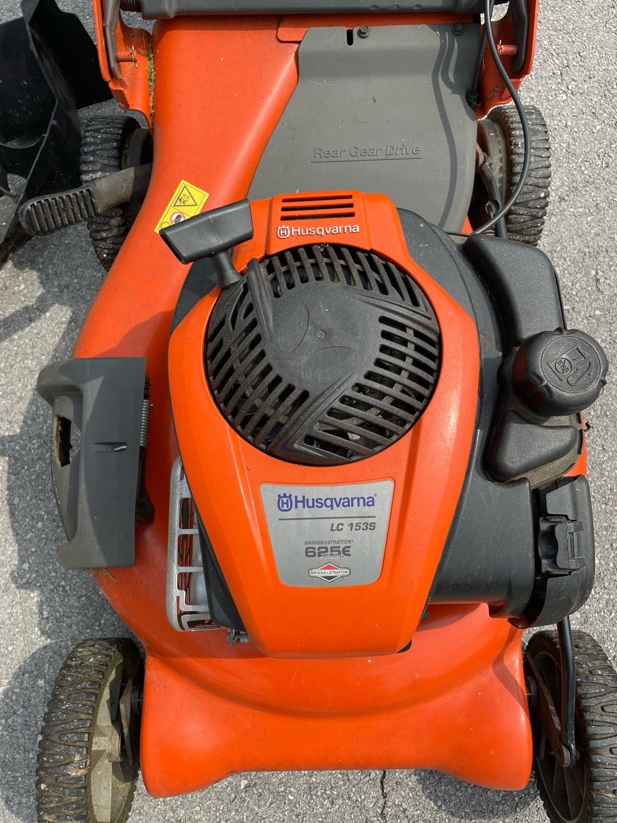 Husqvarna Samohodna Kosilica LC 153S husqvarna-samohodna-kosilica-lc-153s