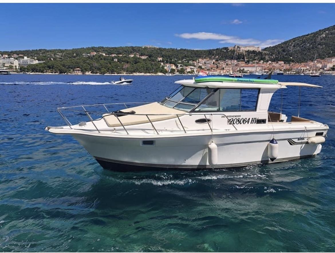 Baha Cruise, model WEEKENDER
