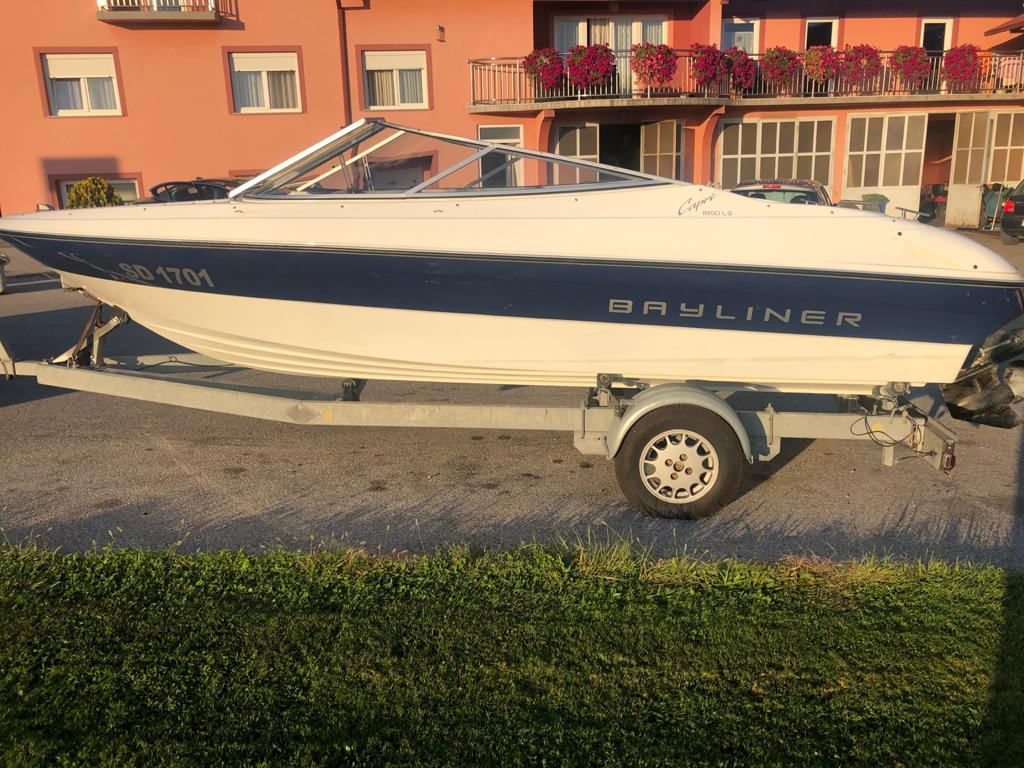 Bayliner 1850 LS bowrider