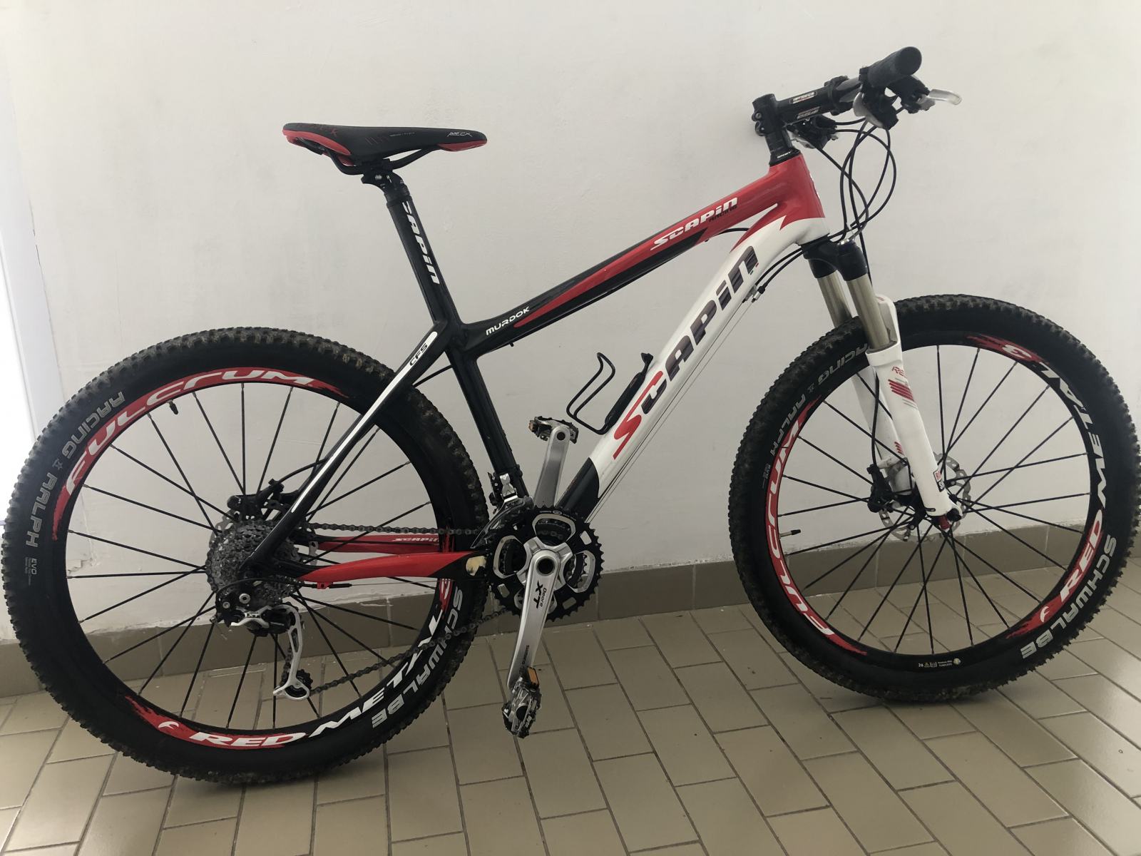 Hotel Kalinga Telaio In Alluminio Bici Da Corsa Carbonio Telai In