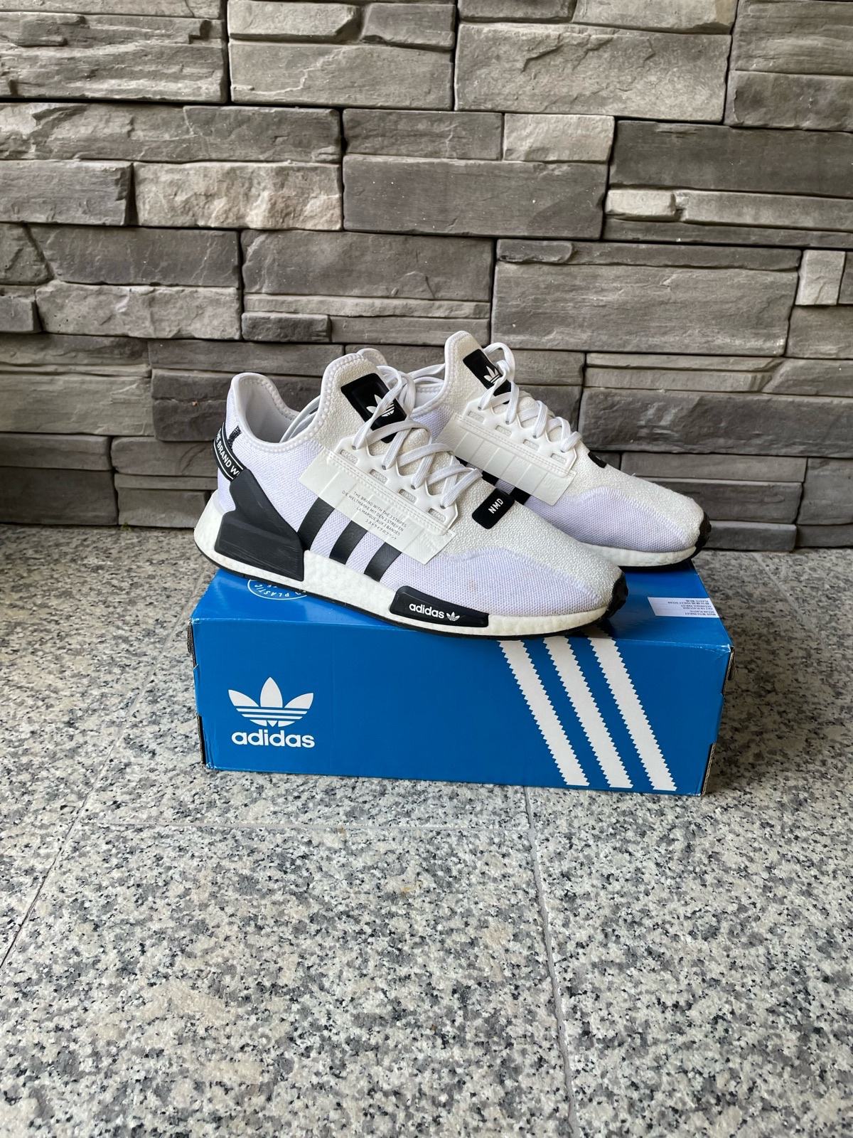 adidas gazelle silver green womens Adidas NMD R1 South Park Professor Chaos