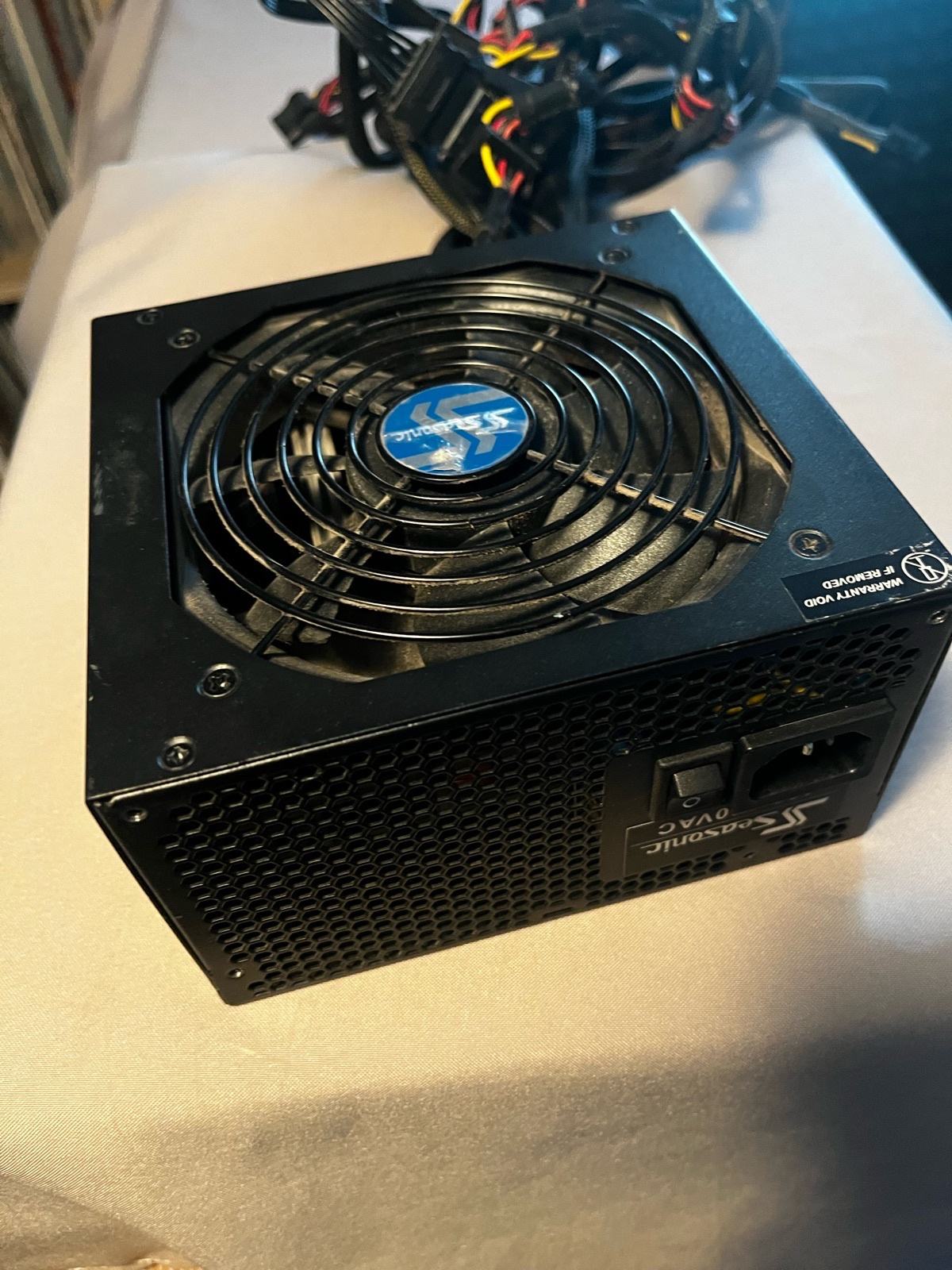 Alimentation PC Seasonic SS-500HT 500W - Certifiée Active PFC - Connectique Complète (24Pin, SATA, PCIe) - Occasion TB