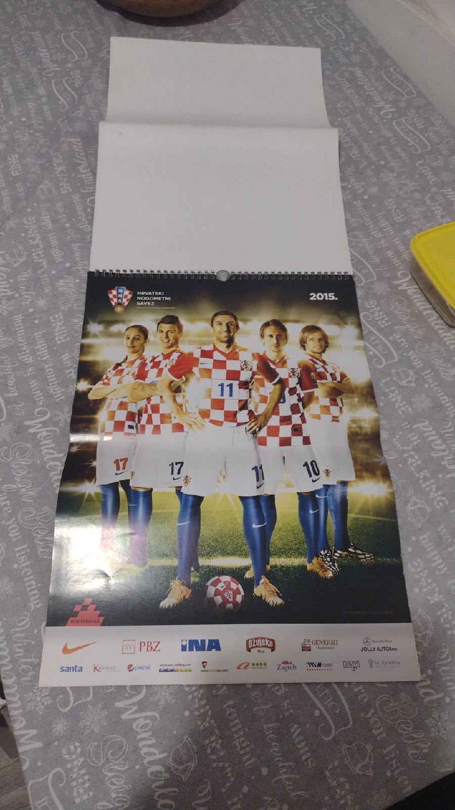 Godišnjak -a - Hrvatski nogometni savez