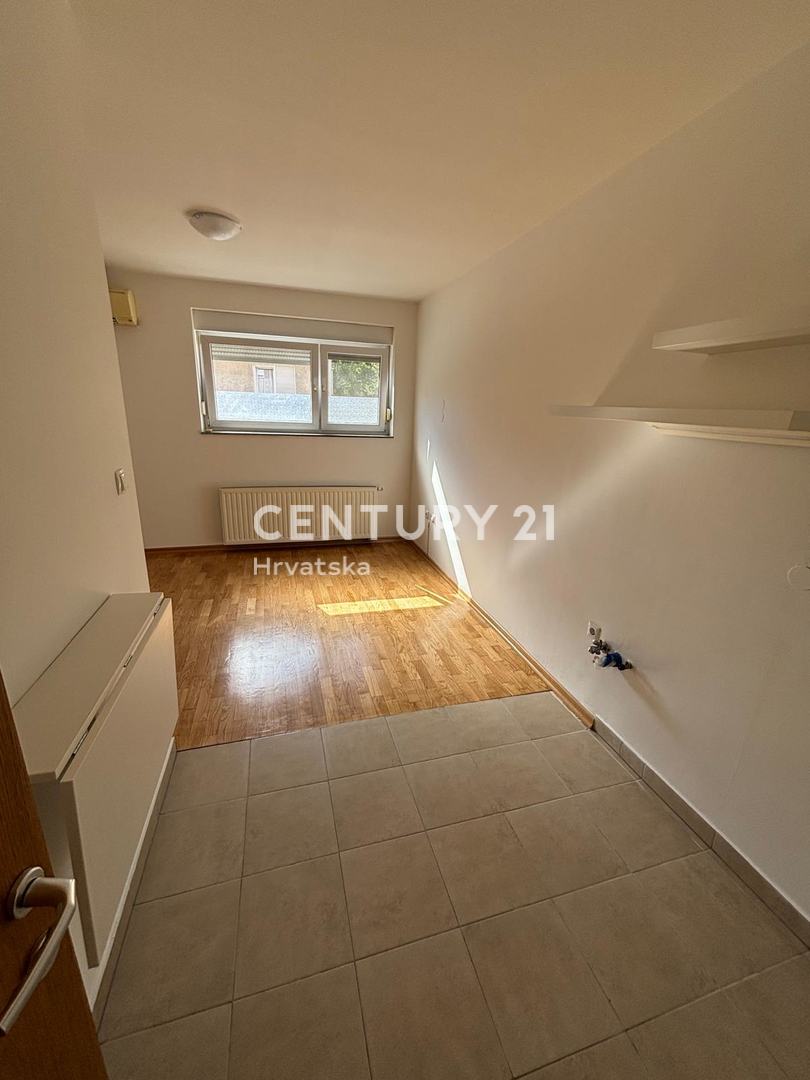 Bjelovar – Centar | 2-sobni stan od 35 m² | Prizemlje | Opremljen, use