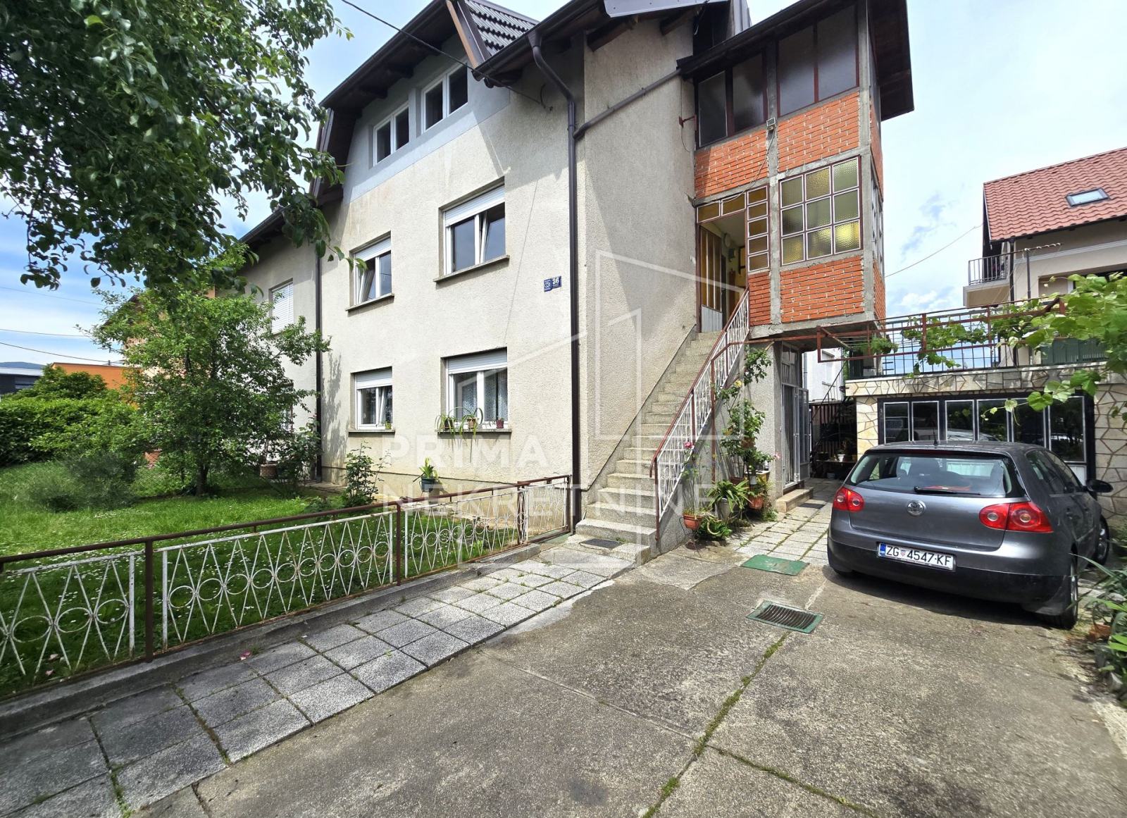 Bukovac,kuća 230 m2 s vrtom, terasama, garažom i podrumom