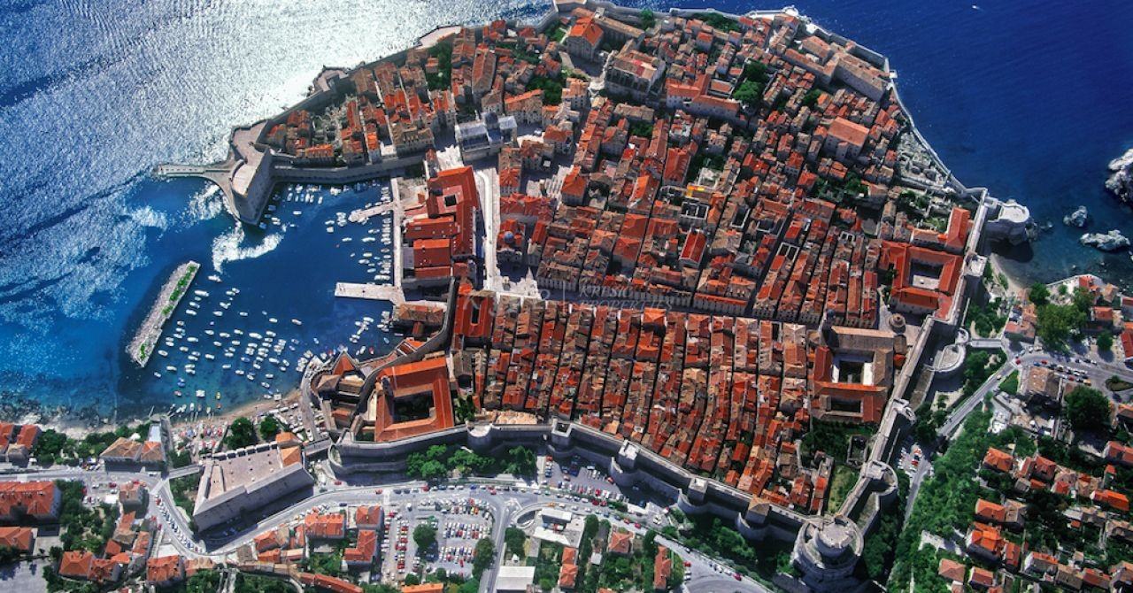 Ekskluzivno- kuća u Starom gradu!