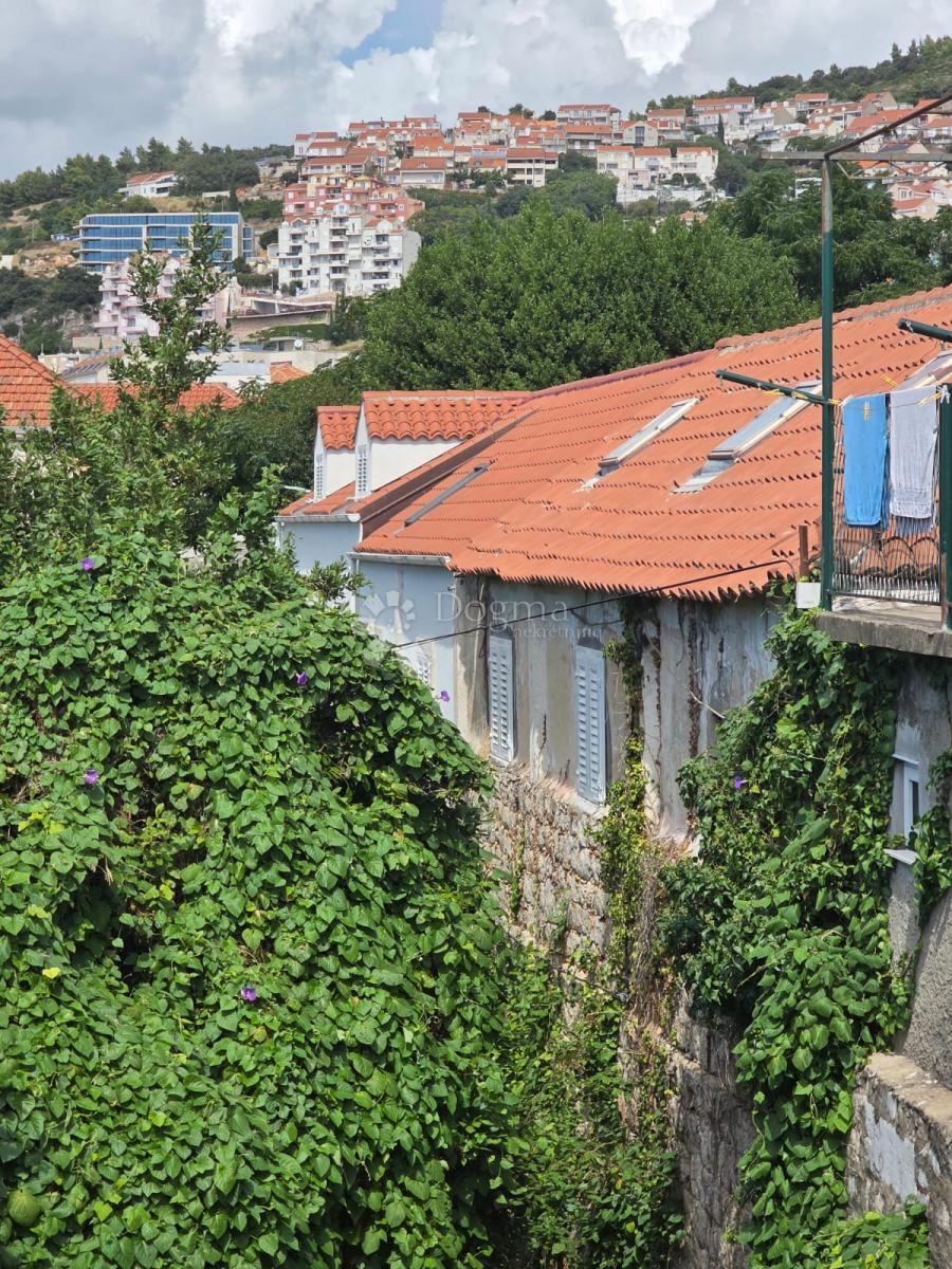 Kopija od Prodaje se kuća za adaptaciju – Gruž