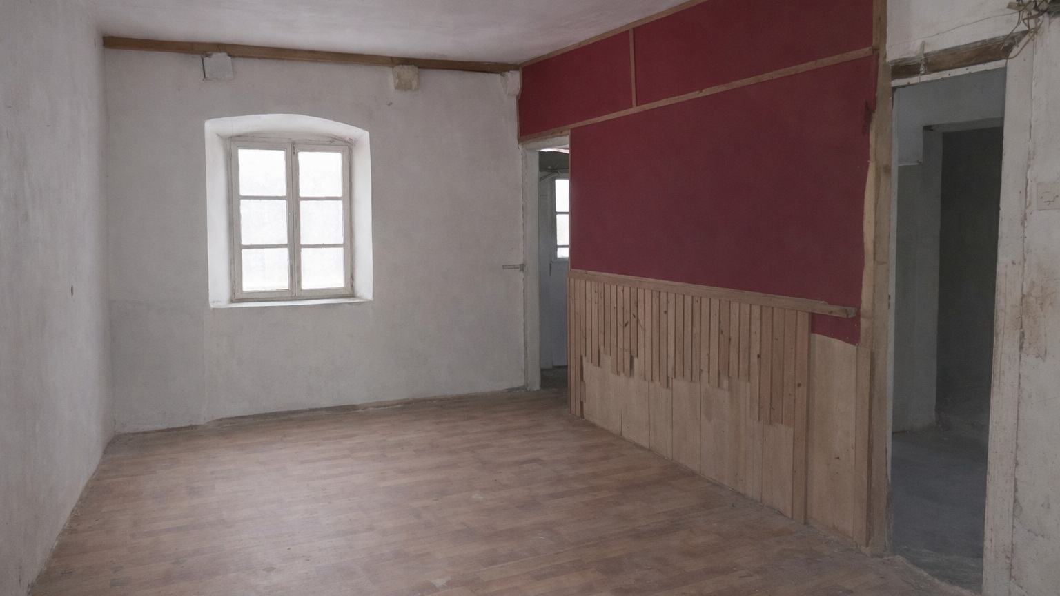 Kuća cca 100 m2 na traženoj poziciji unutar zidina Staroga grada