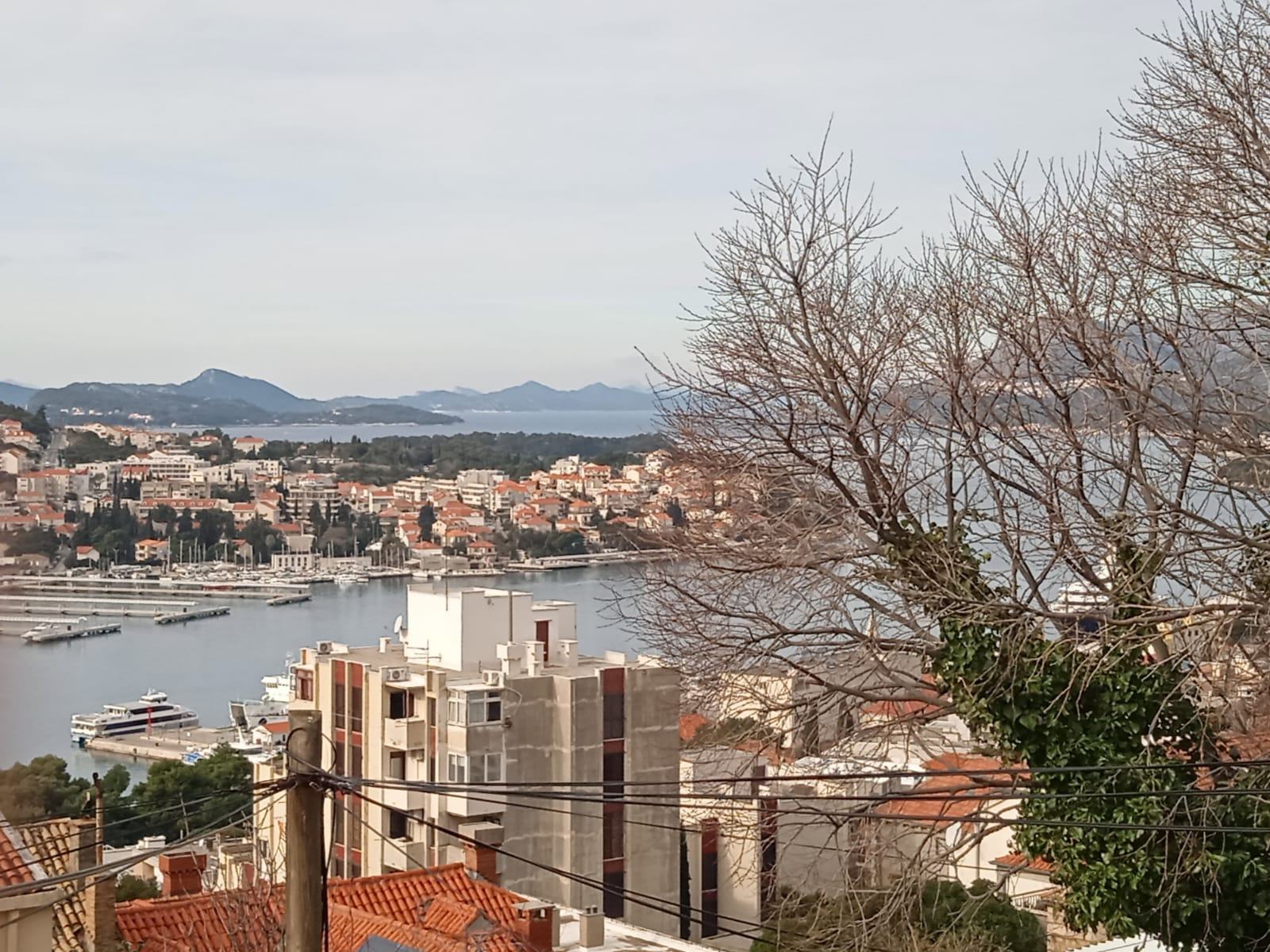 Kuća: Dubrovnik, 100.00 m2 sa zemljistem 440.00 m2  Citati opis ......