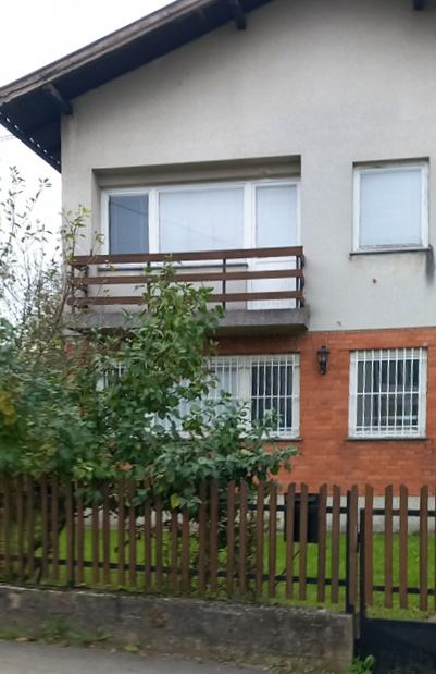 Kuća: Petrinja, 259.00 m2