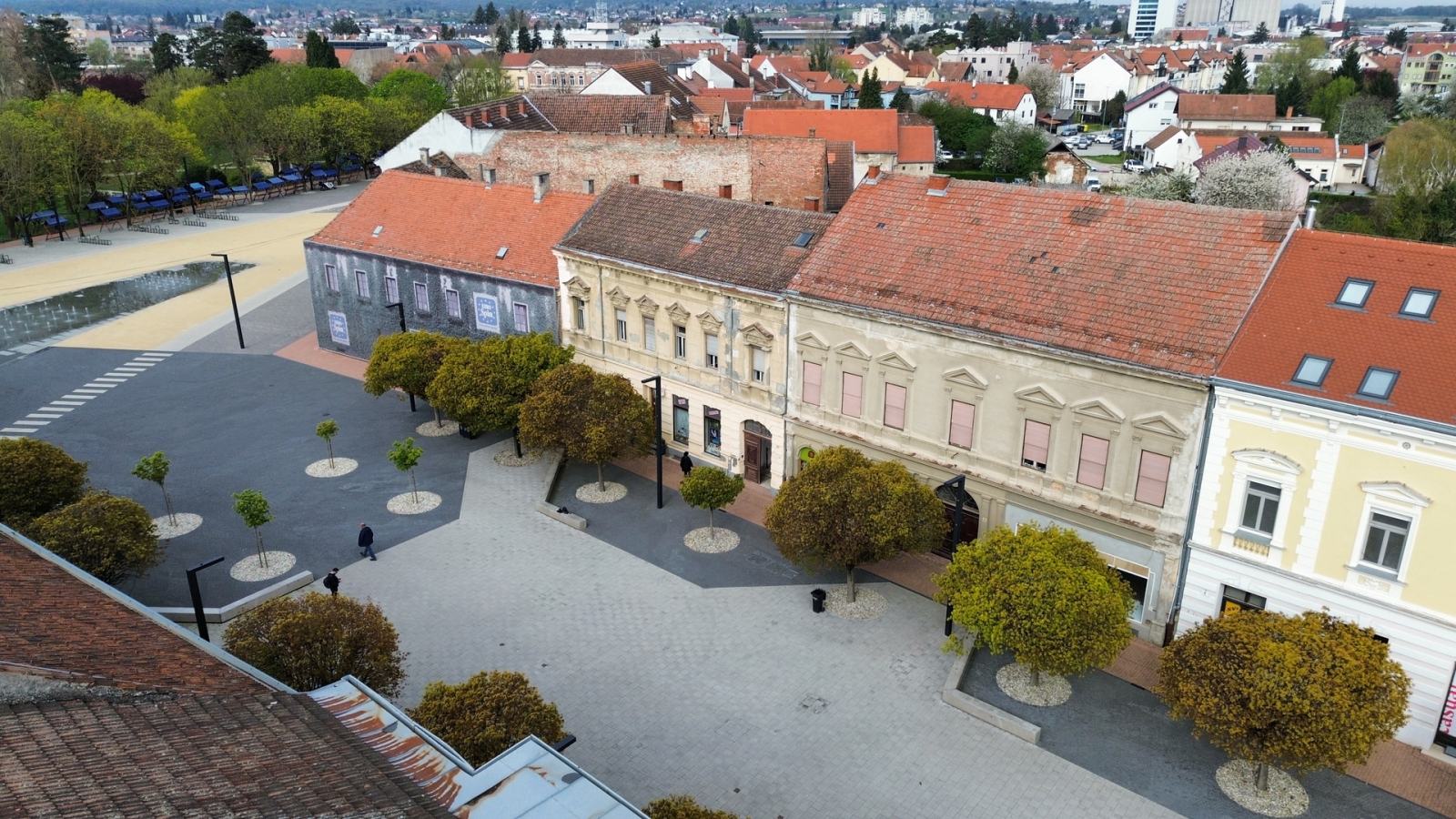 Povijesna zgrada s vrtom, prvim katom, podrumom i potkrovljem – 475 m2