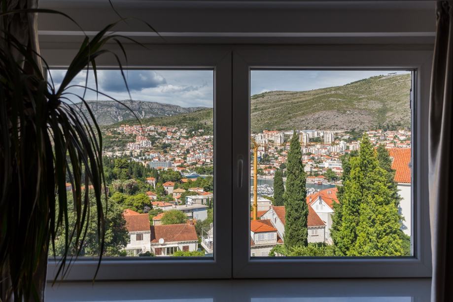 PRODAJE SE PRELIJEPI STAN U DUBROVNIKU, LAPAD!