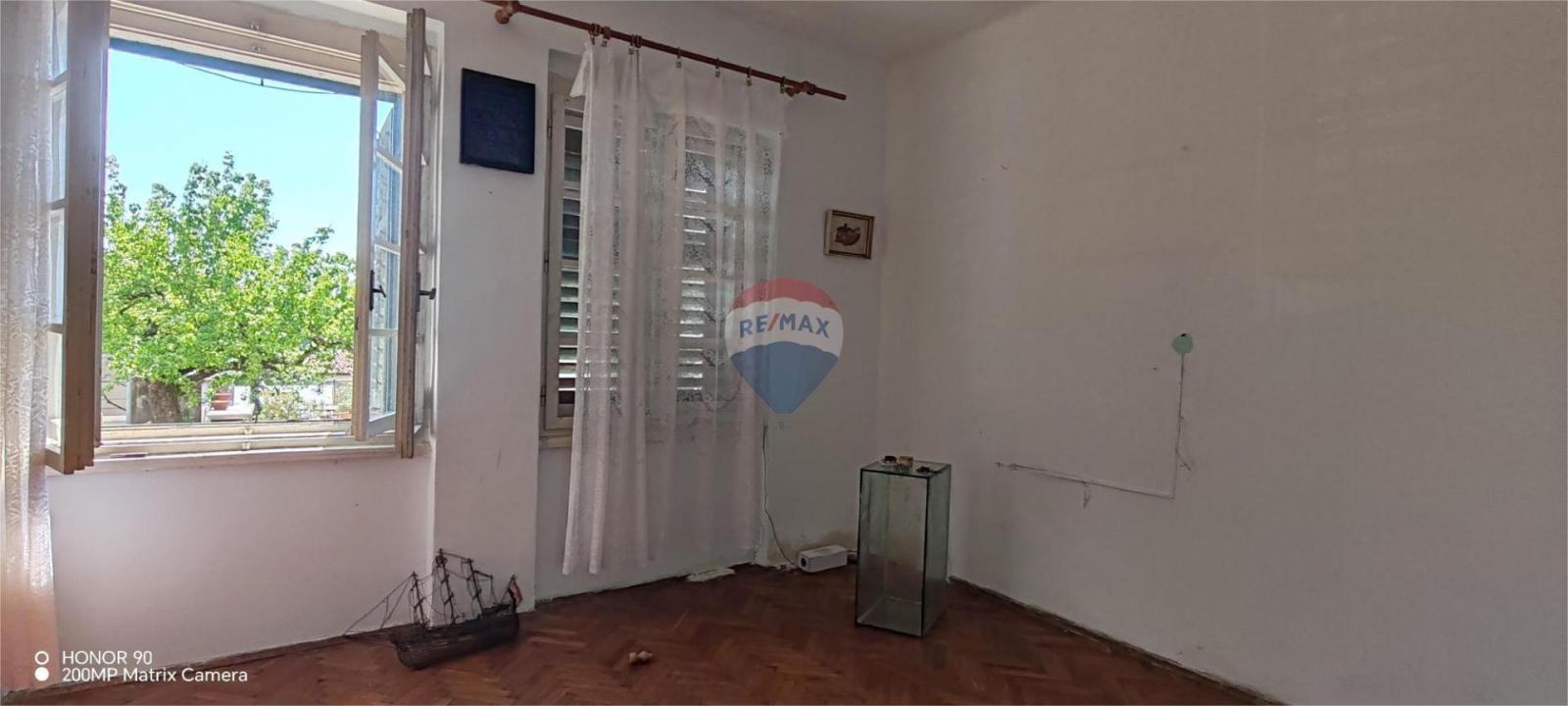 Rijeka, Kantrida - dvosoban klasičan, prizemlje