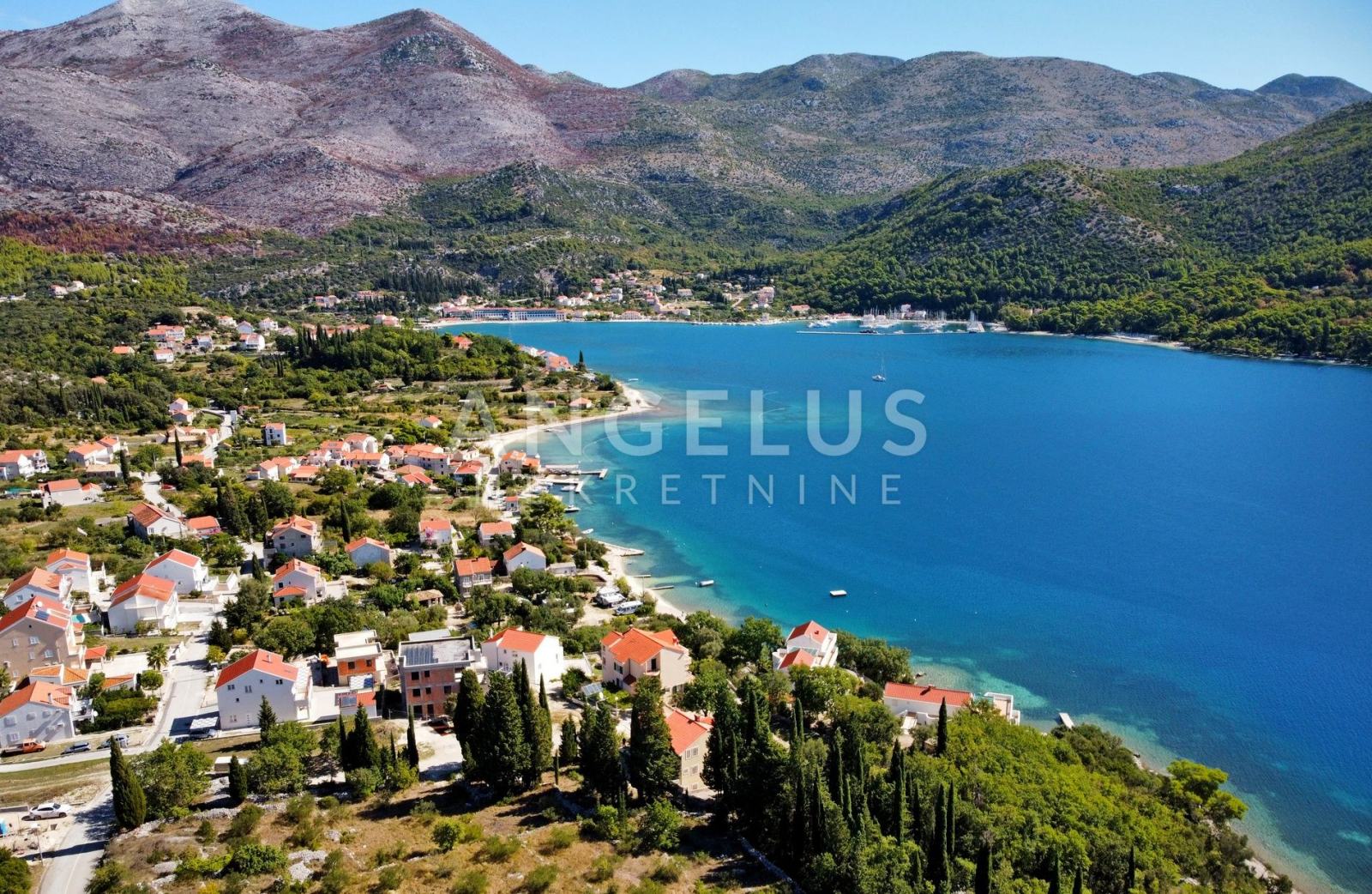 Slani Grad Slano, Grgurići – atraktivno građevinsko zemljište – 1400 m2