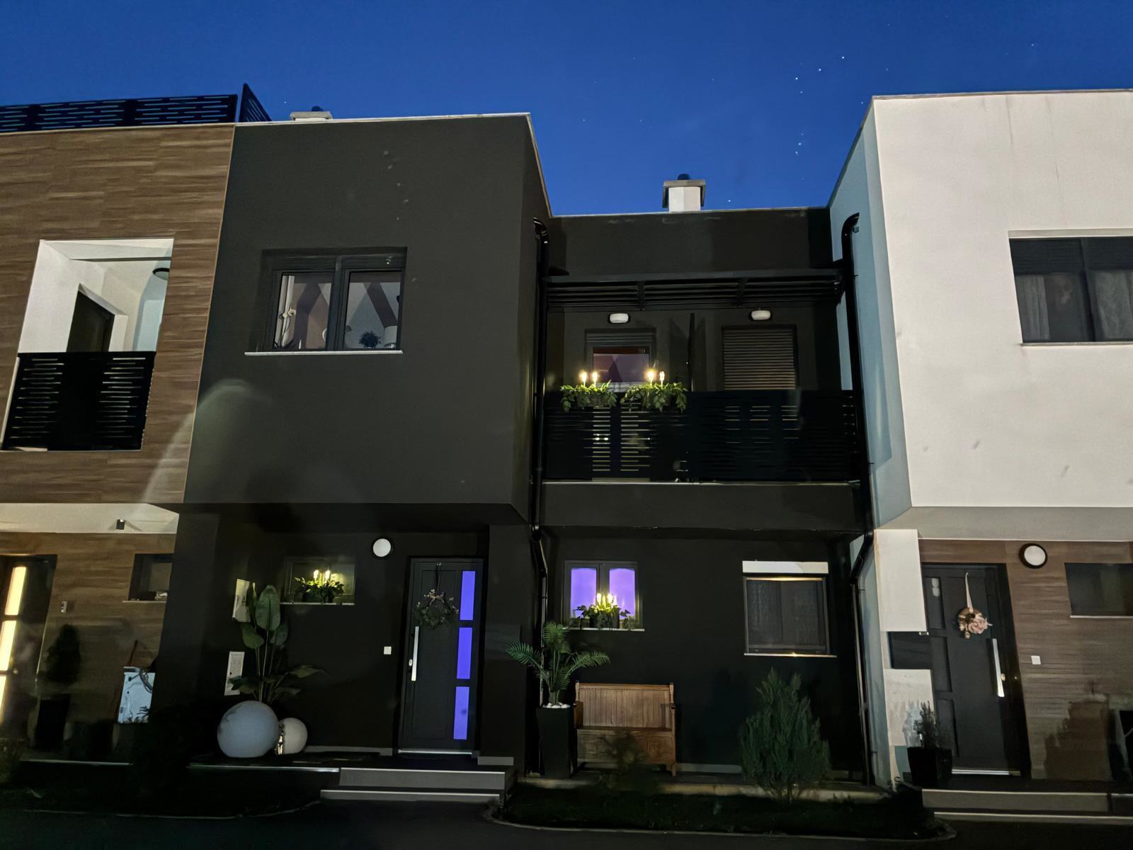POTPUNO NAMJEŠTEN moderan 3-sobni stan u novogradnji (119.46 m²)