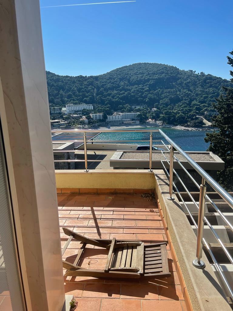 Stan: Dubrovnik, 56.00 m2 plus balkon/terasa
