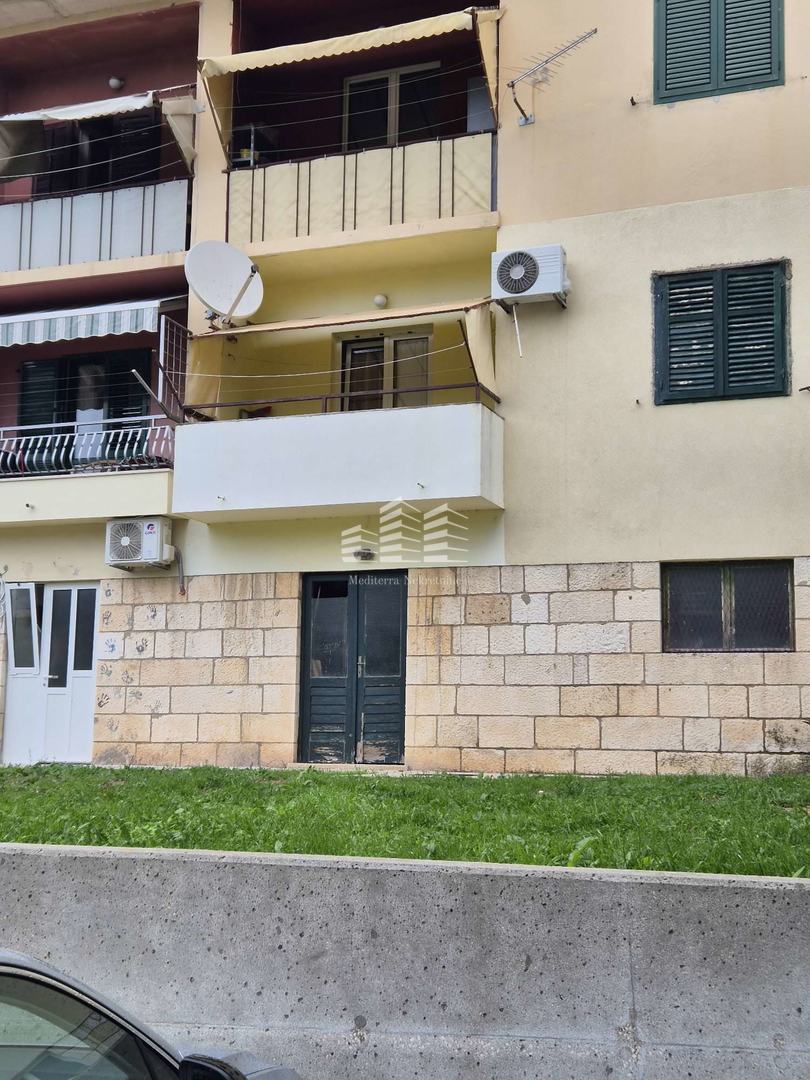 Stan u Pločama, 50m2