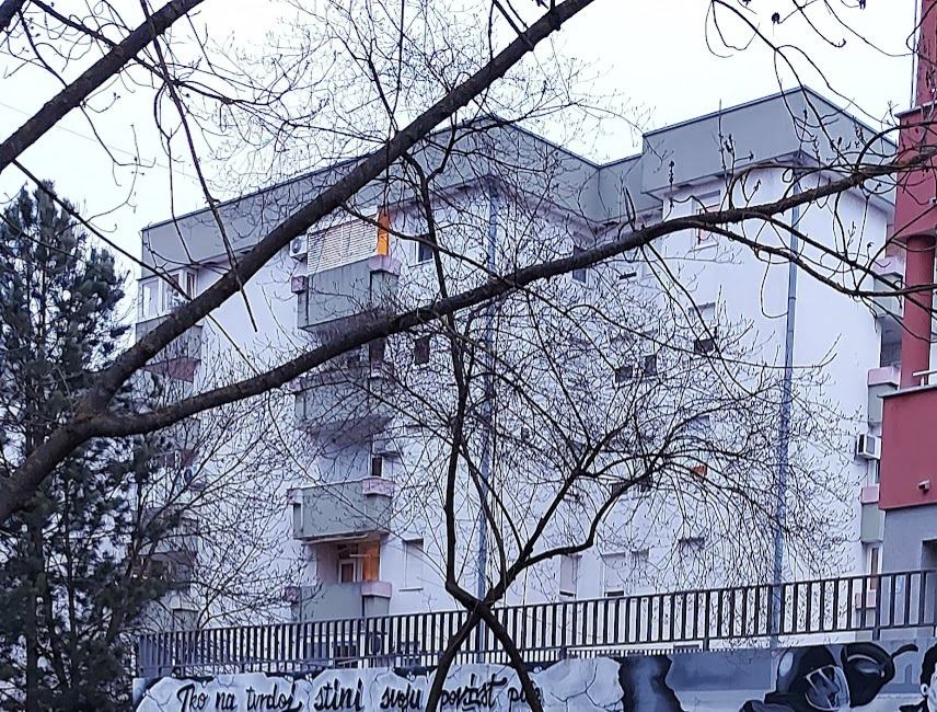TROSOBAN STAN U CENTRU SESVETA  - LOKACIJA !!!!!