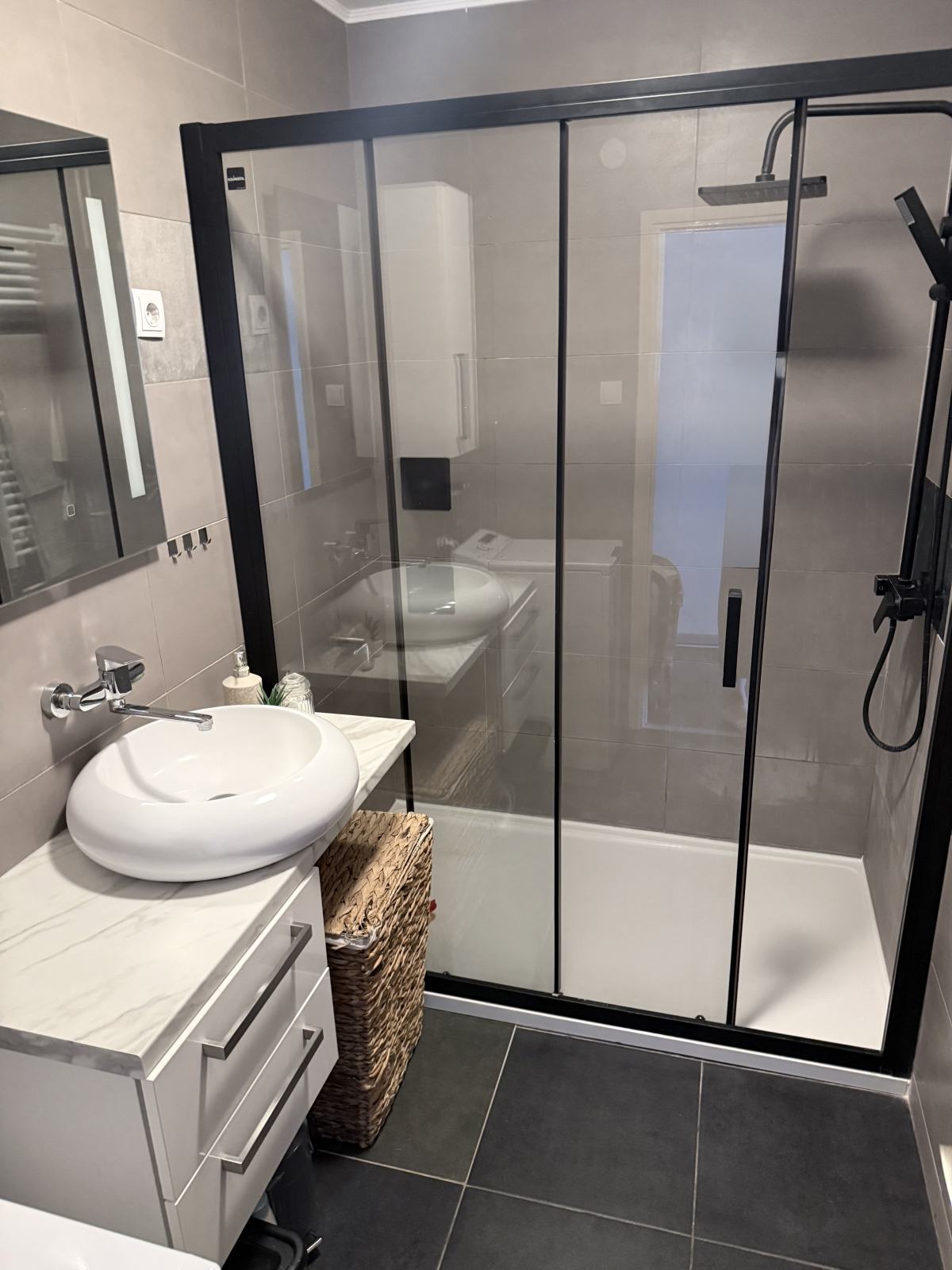 POTPUNO NAMJEŠTEN Trosobni stan Koprivnica, 72.00 m2