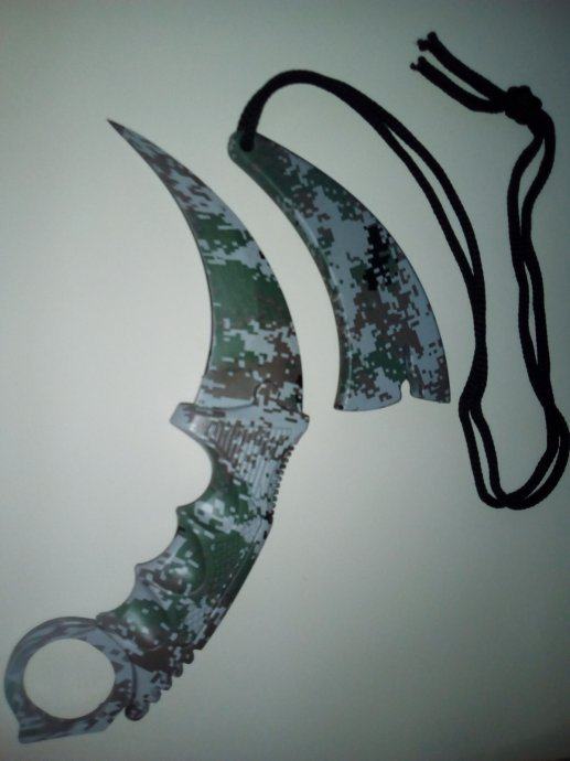 CSGO Karambit digital camo.
