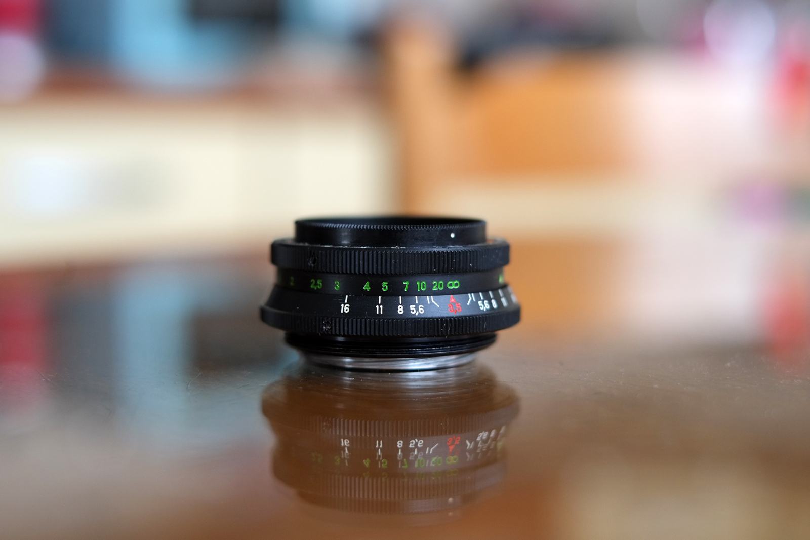 M42] Industar 50-2 50mm F3.5 Review - small pancake Russian lens but