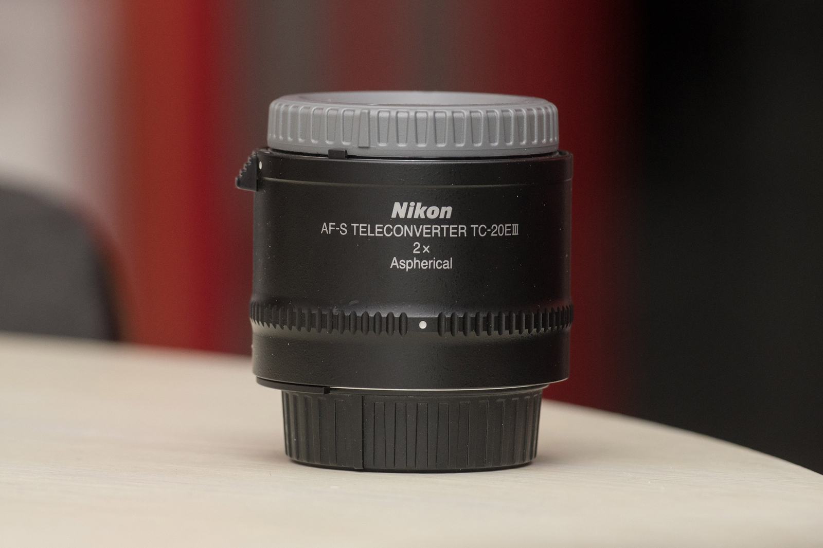 TÉLÉCONVERTISSEUR NIKON TC-20E III