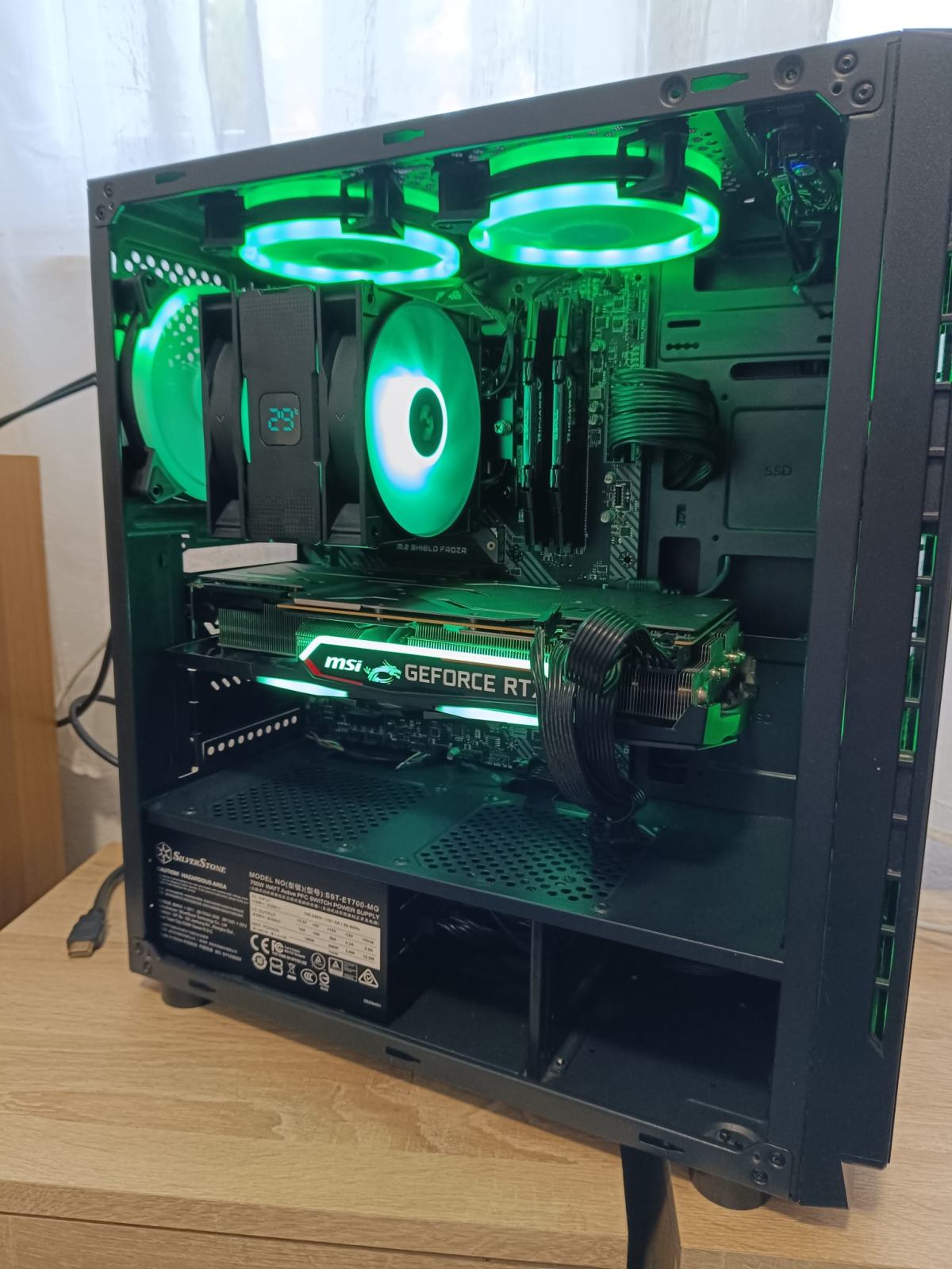 RTX 2080Ti / Intel i5-11600KF / 32GB RAM / 512 SSD NVME- GAMING PC