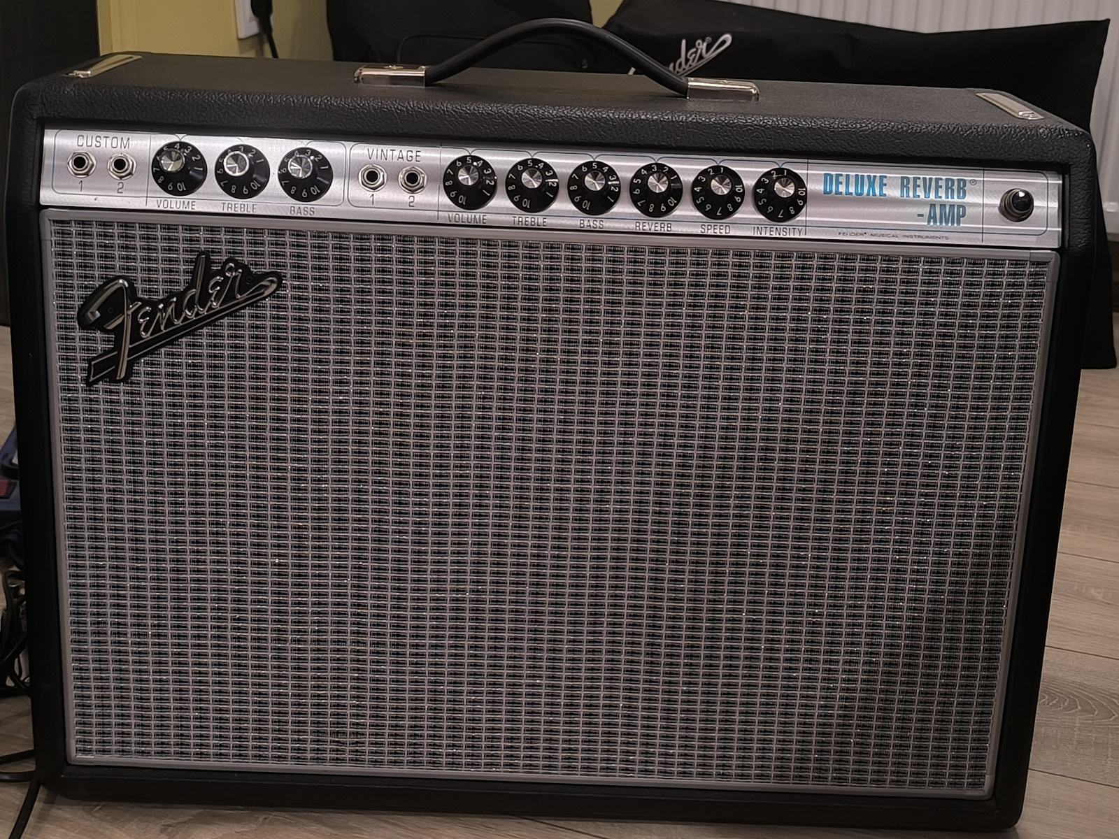 Deluxe reverb 68.reissue.
