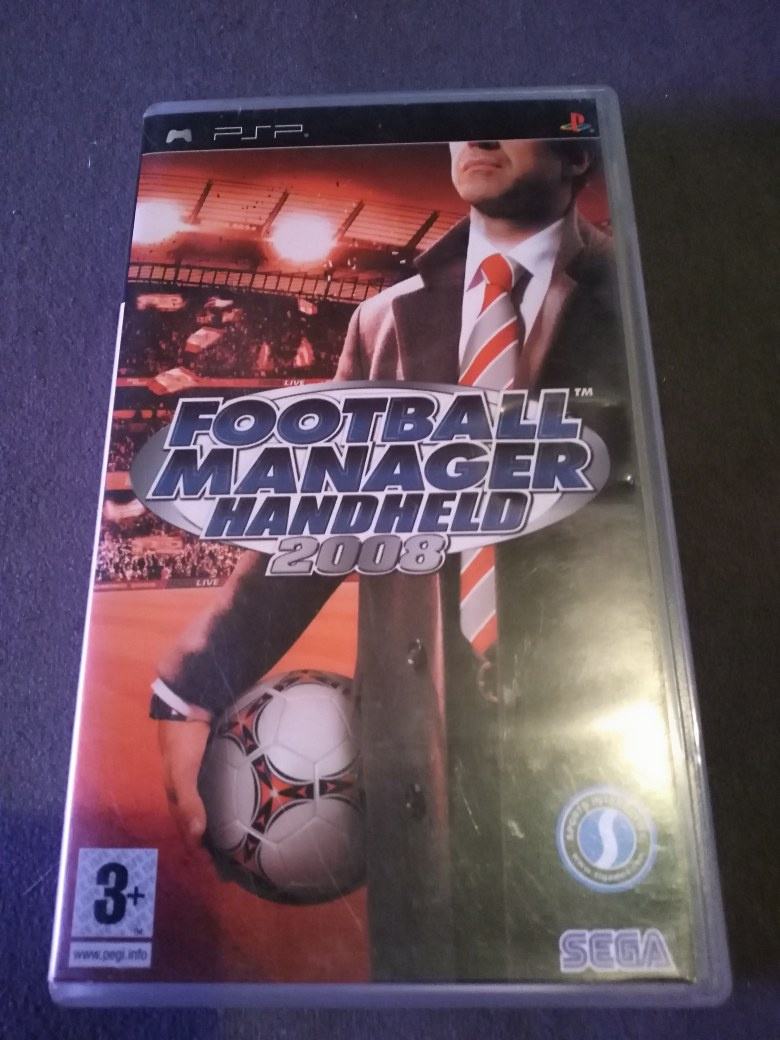 Test de Football Manager Handheld 2011 sur PSP par