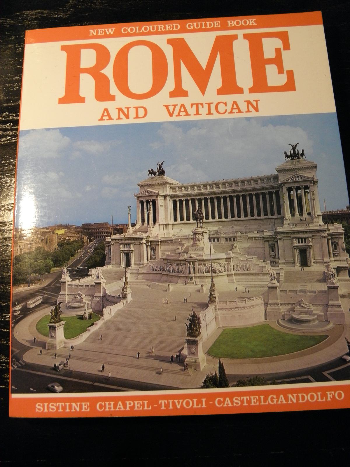 ROME AND VATICAN, NEW COLOURED GUIDE BOOK