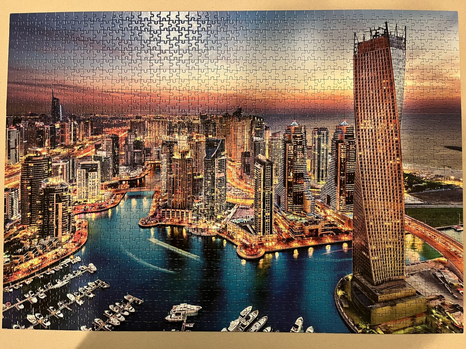 Puzzle 1500 komada Clementoni Dubai Marina Puzzle 1500 komada Clementoni Dubai Marina