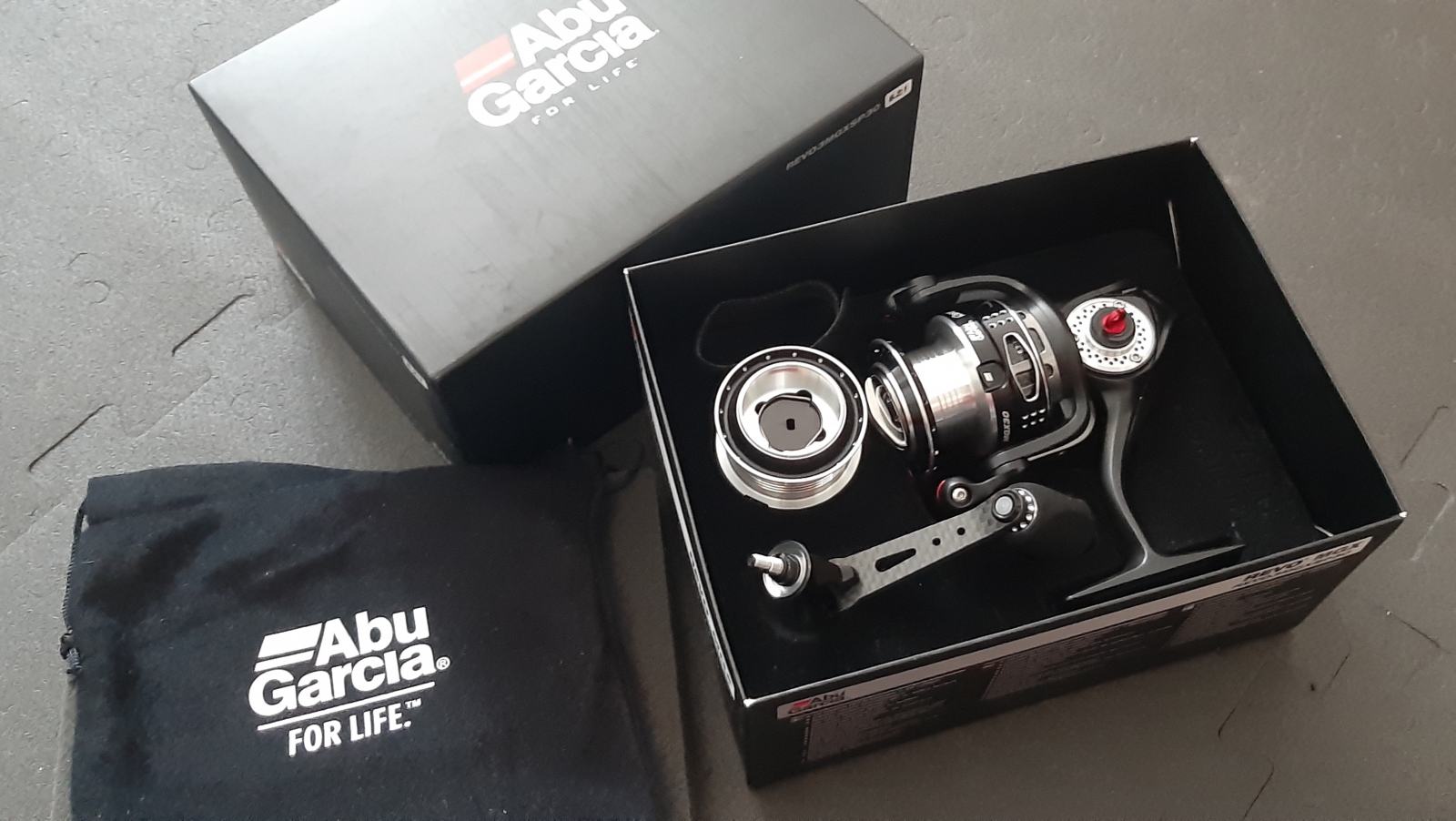 Carrete Abu Garcia Revo MGX 30 SP/L - Tiendas de pesca